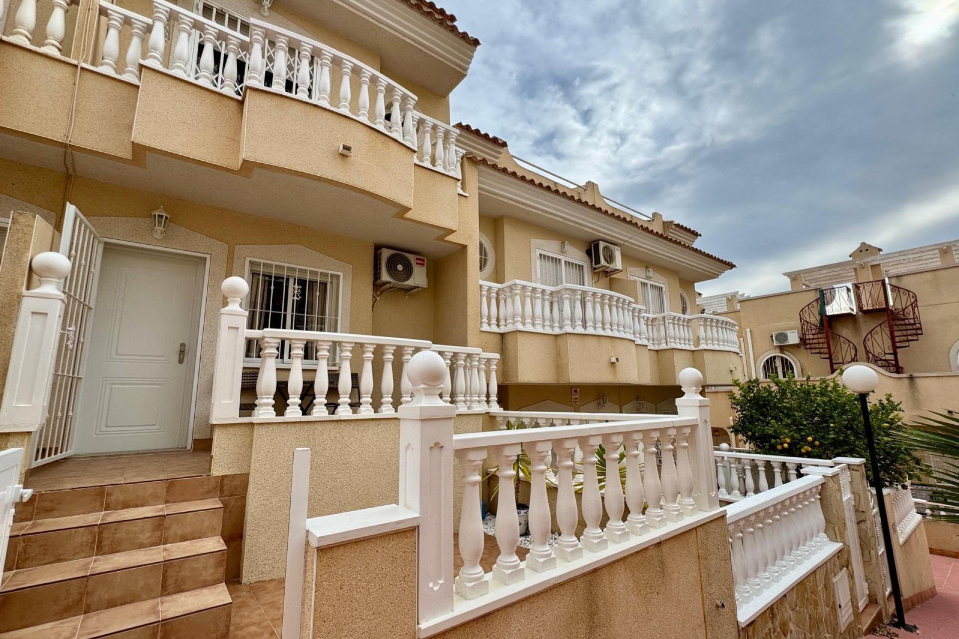 Reventa - Apartment -
Villamartin - Costa Blanca