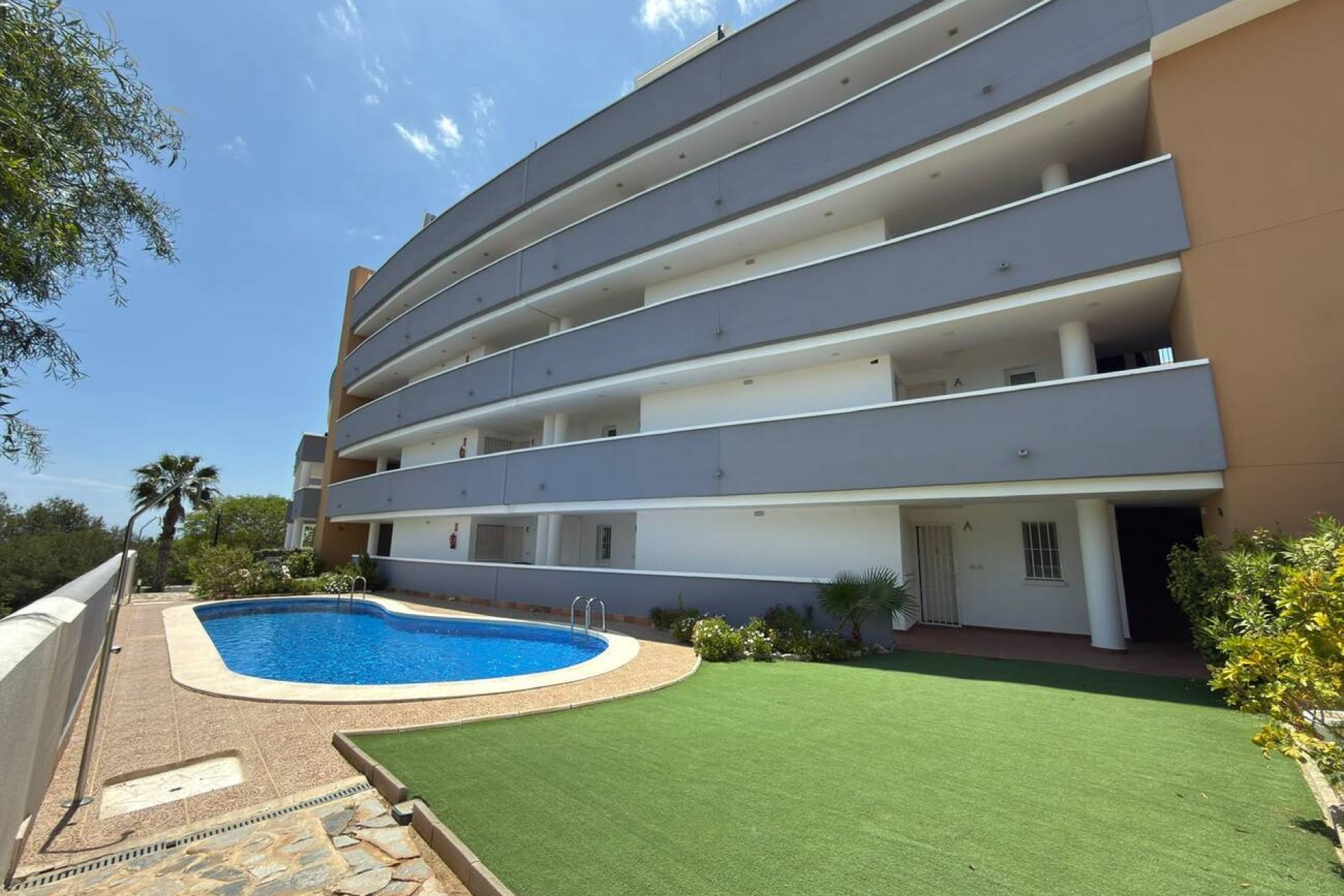 Reventa - Apartment -
Villamartin - Costa Blanca