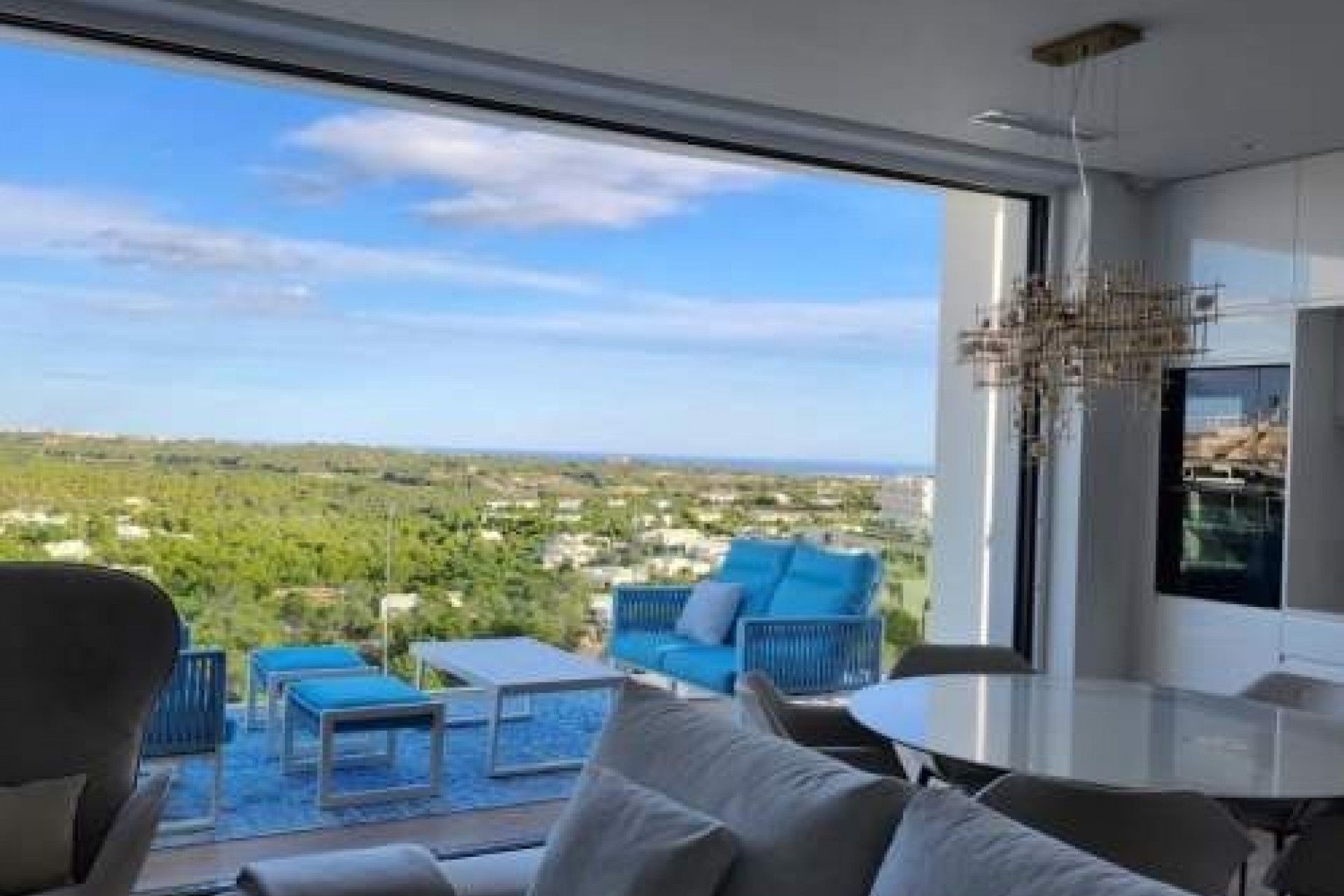 Reventa - Ático -
Campoamor - Costa Blanca