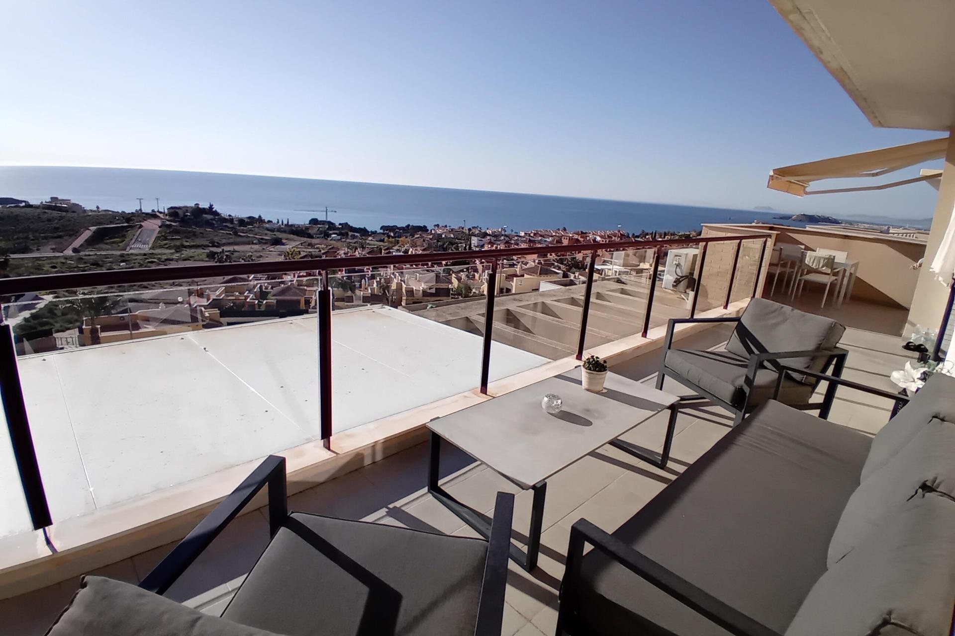 Reventa - Ático -
Cartagena - Isla Plana-los Puertos