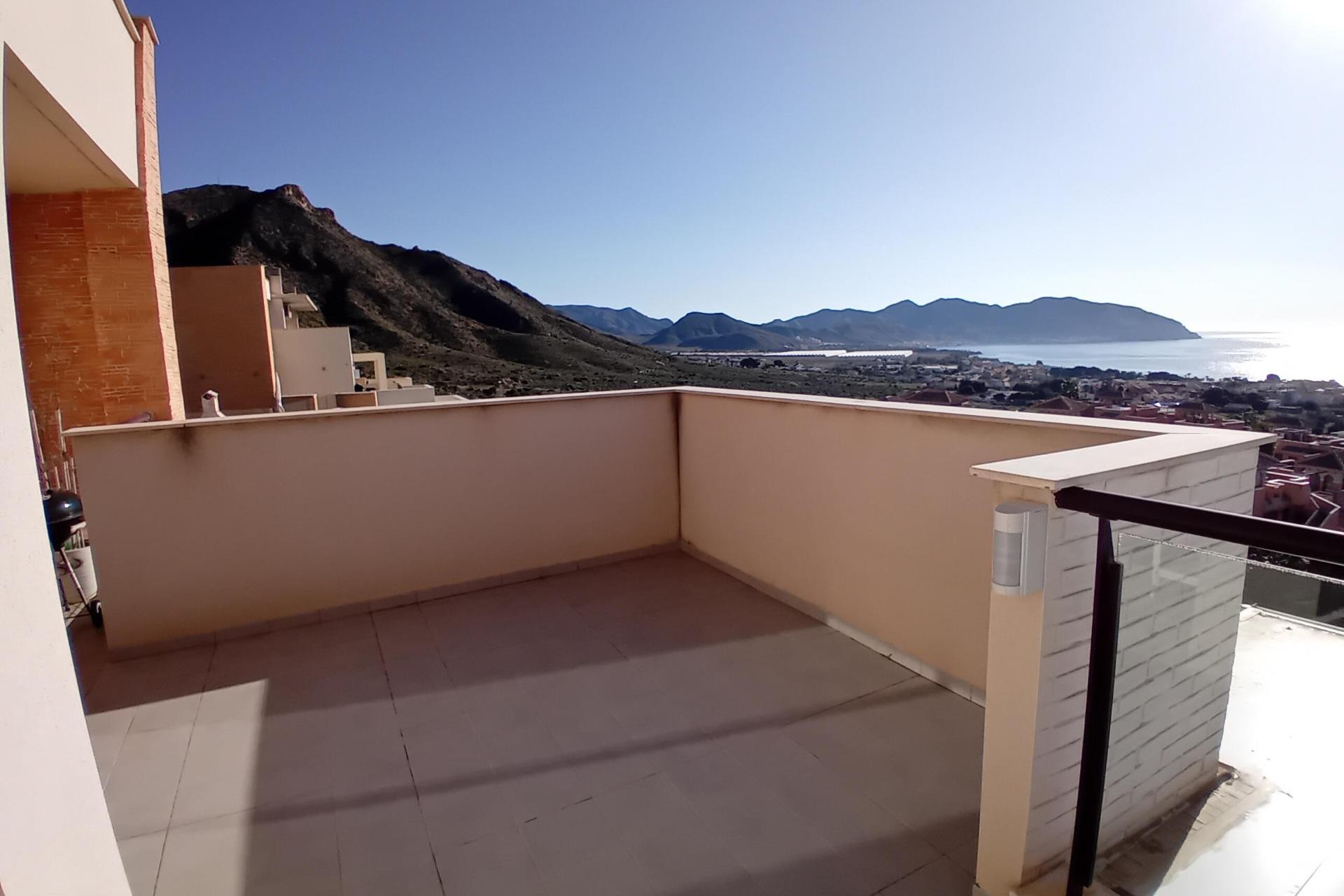 Reventa - Ático -
Cartagena - Isla Plana-los Puertos