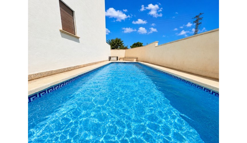 Reventa - Ático -
Daya Nueva - Costa Blanca