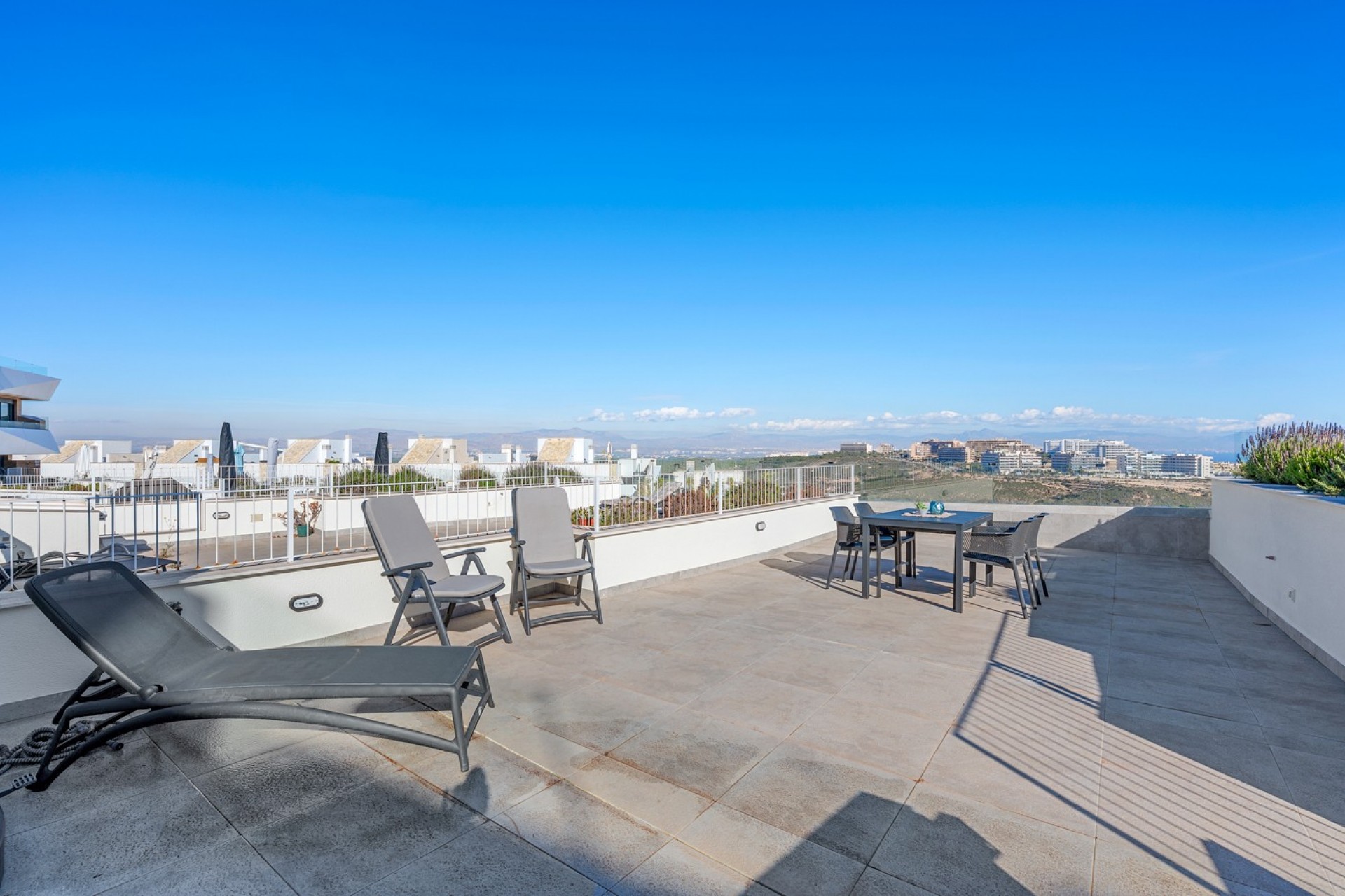 Reventa - Ático -
Gran Alacant - Costa Blanca