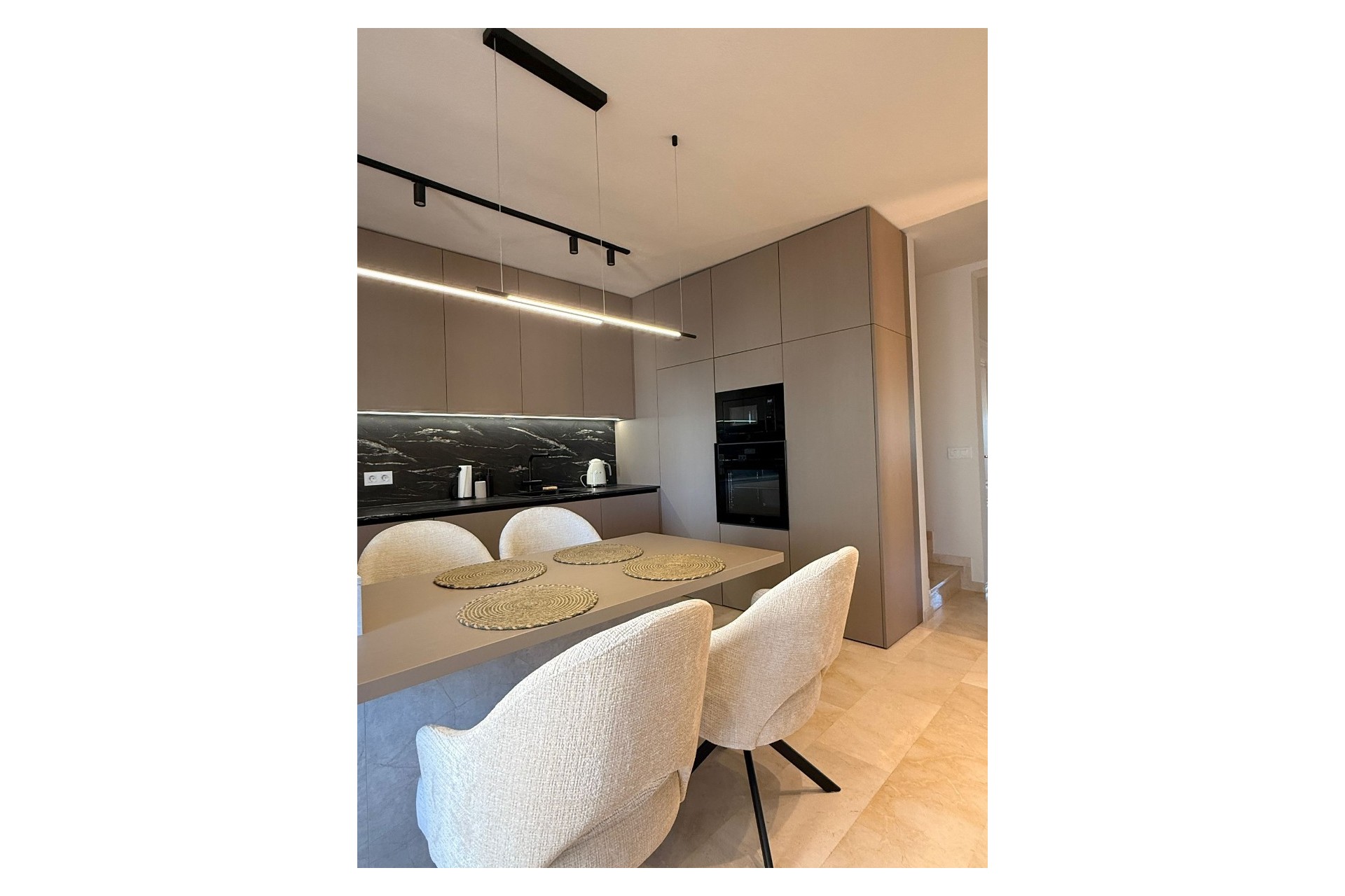 Reventa - Ático -
Las Ramblas Golf - Inland