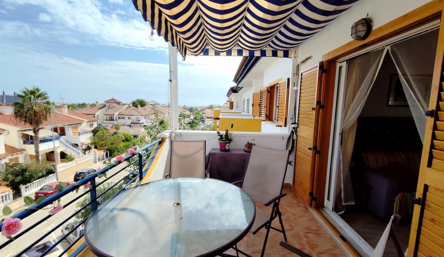 Reventa - Ático -
Mil Palmeras - Costa Blanca