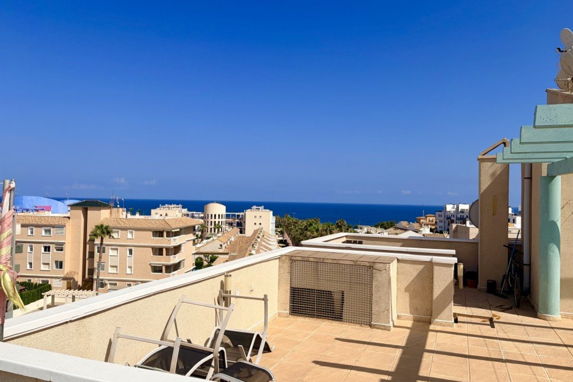 Reventa - Ático -
Orihuela Costa - Costa Blanca