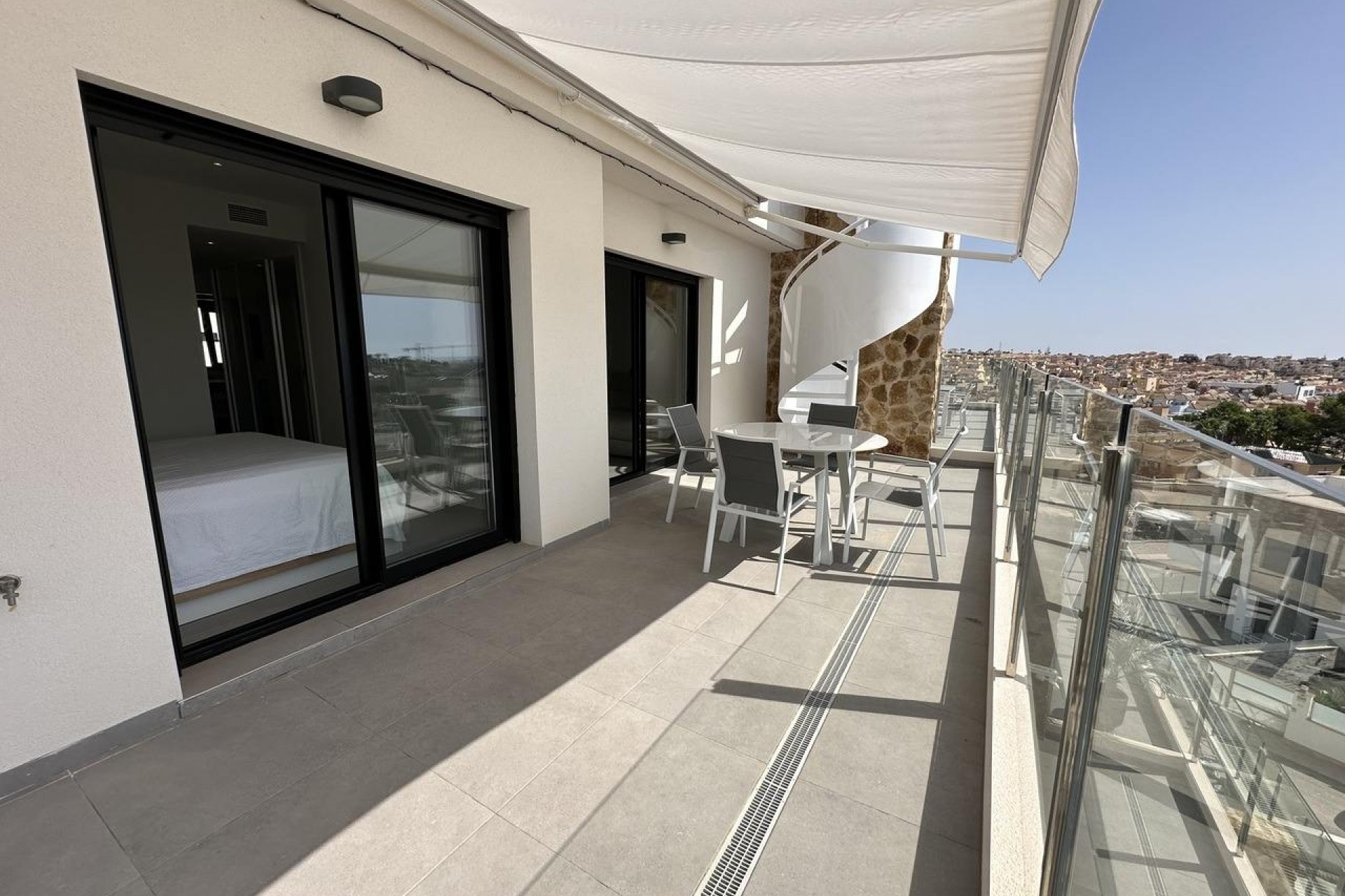 Reventa - Ático -
Orihuela Costa - Villamartín-las Filipinas