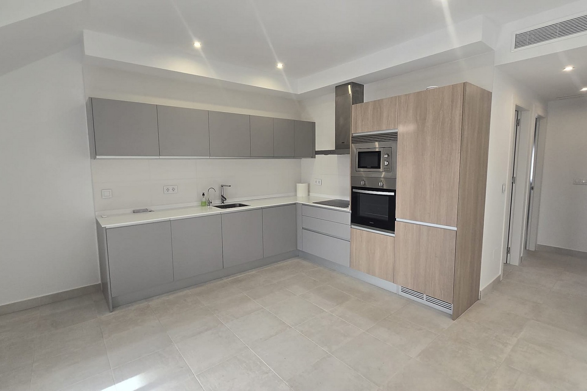 Reventa - Ático -
Pilar de la Horadada - Costa Blanca