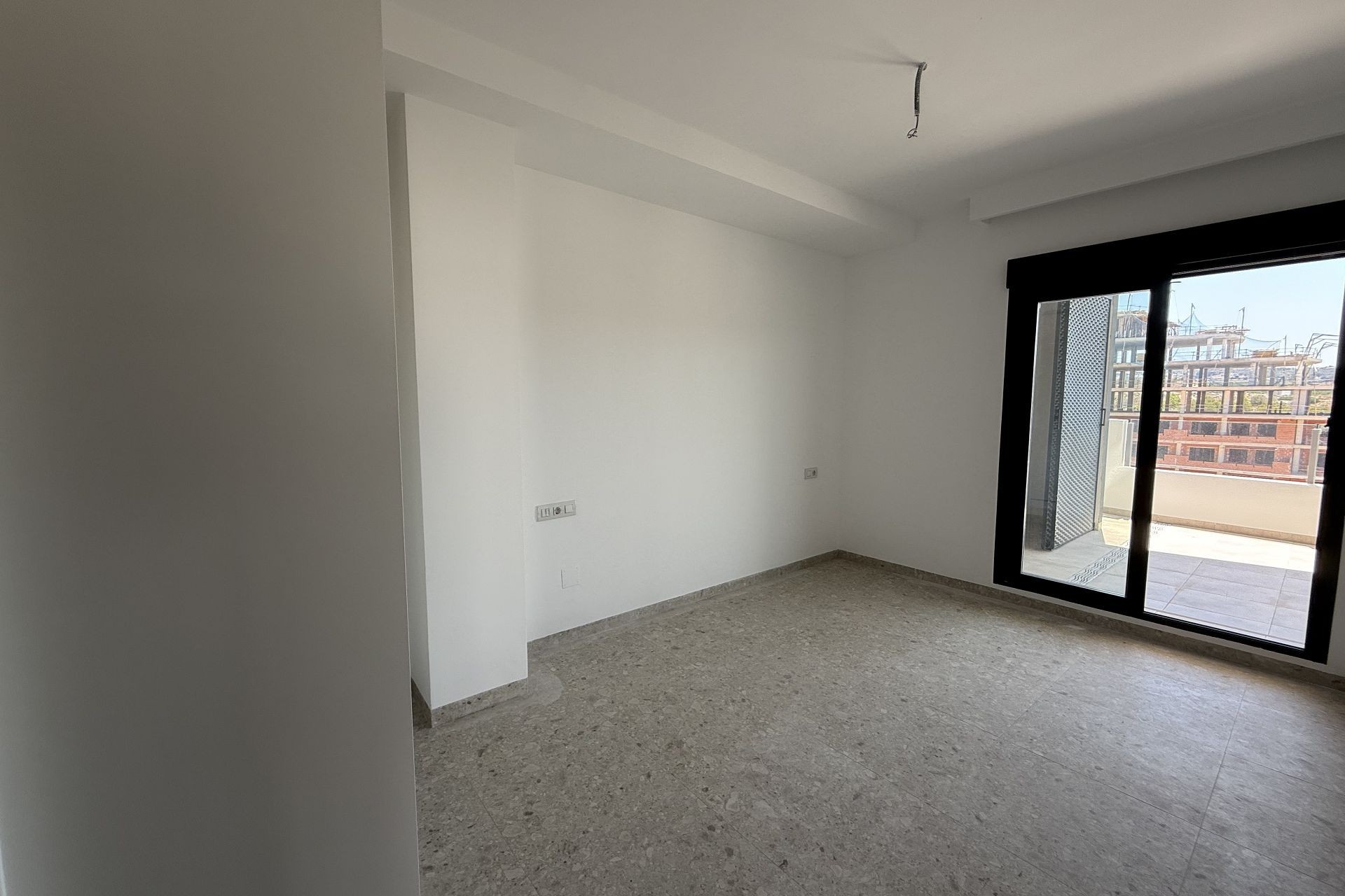 Reventa - Ático -
San Miguel de Salinas - Inland