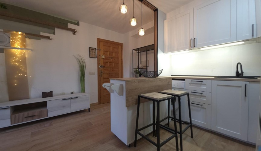 Reventa - Ático -
Torrevieja - Cala Ferris