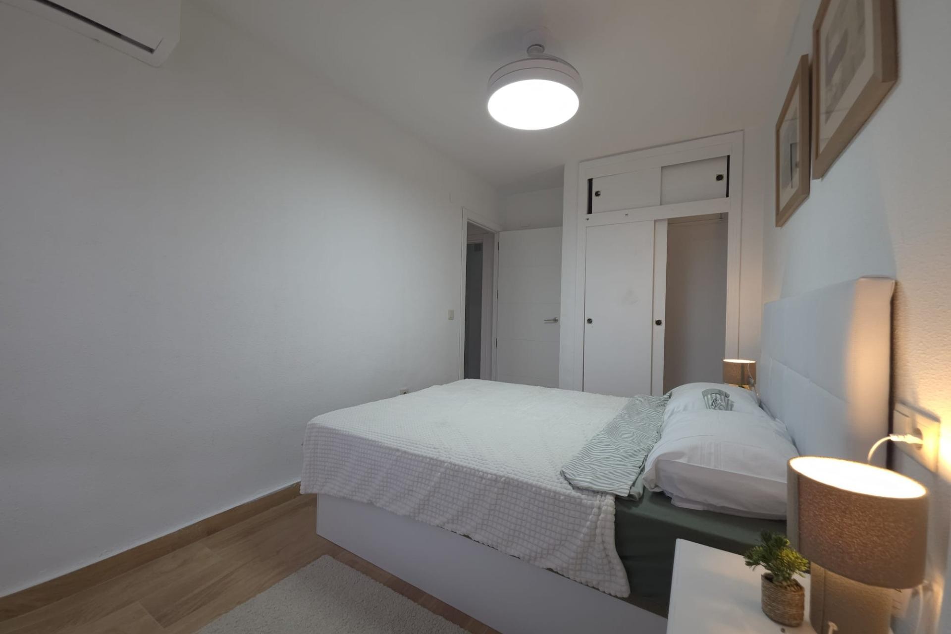 Reventa - Ático -
Torrevieja - Cala Ferris