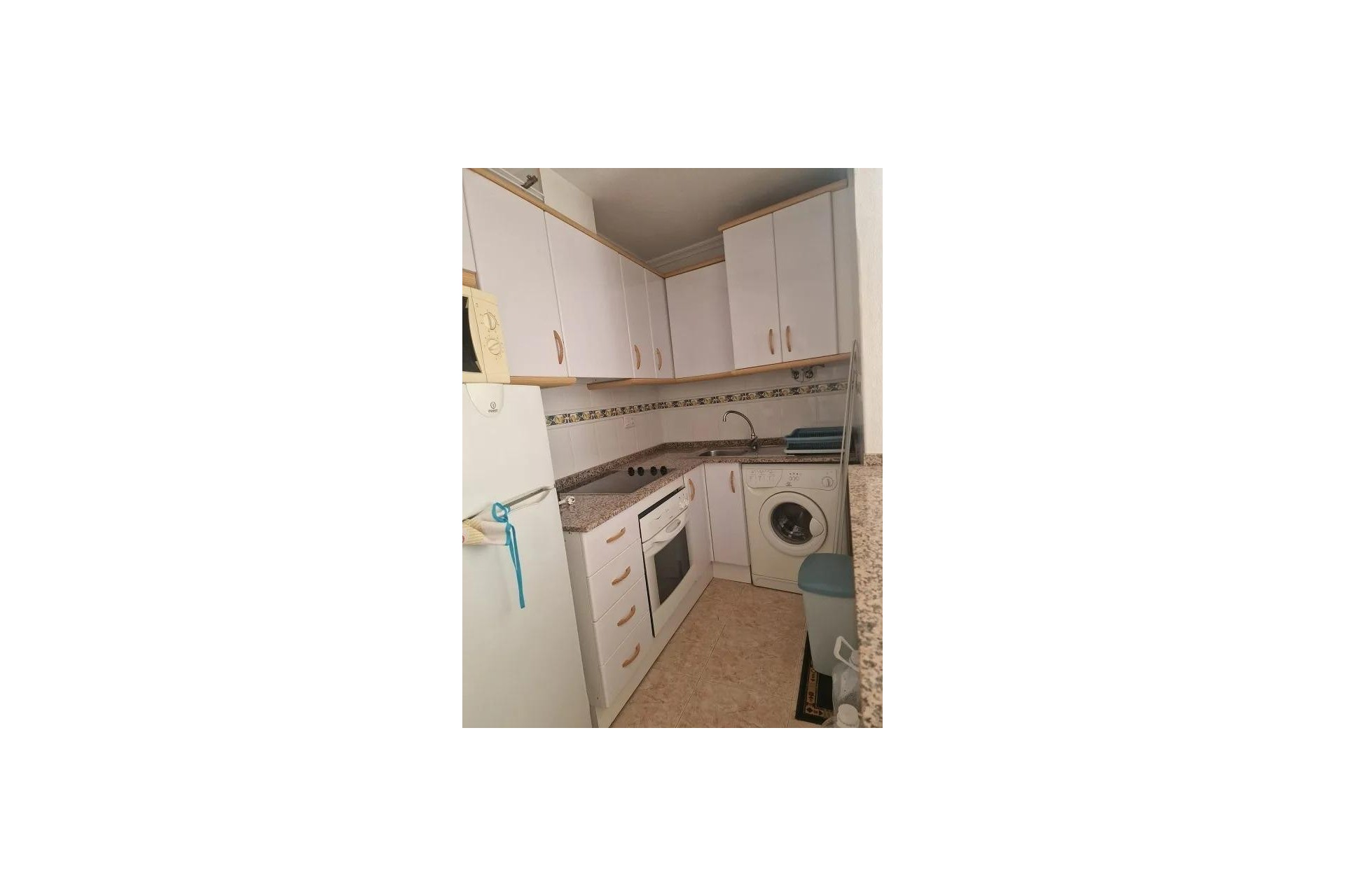 Reventa - Ático -
Torrevieja - Centro