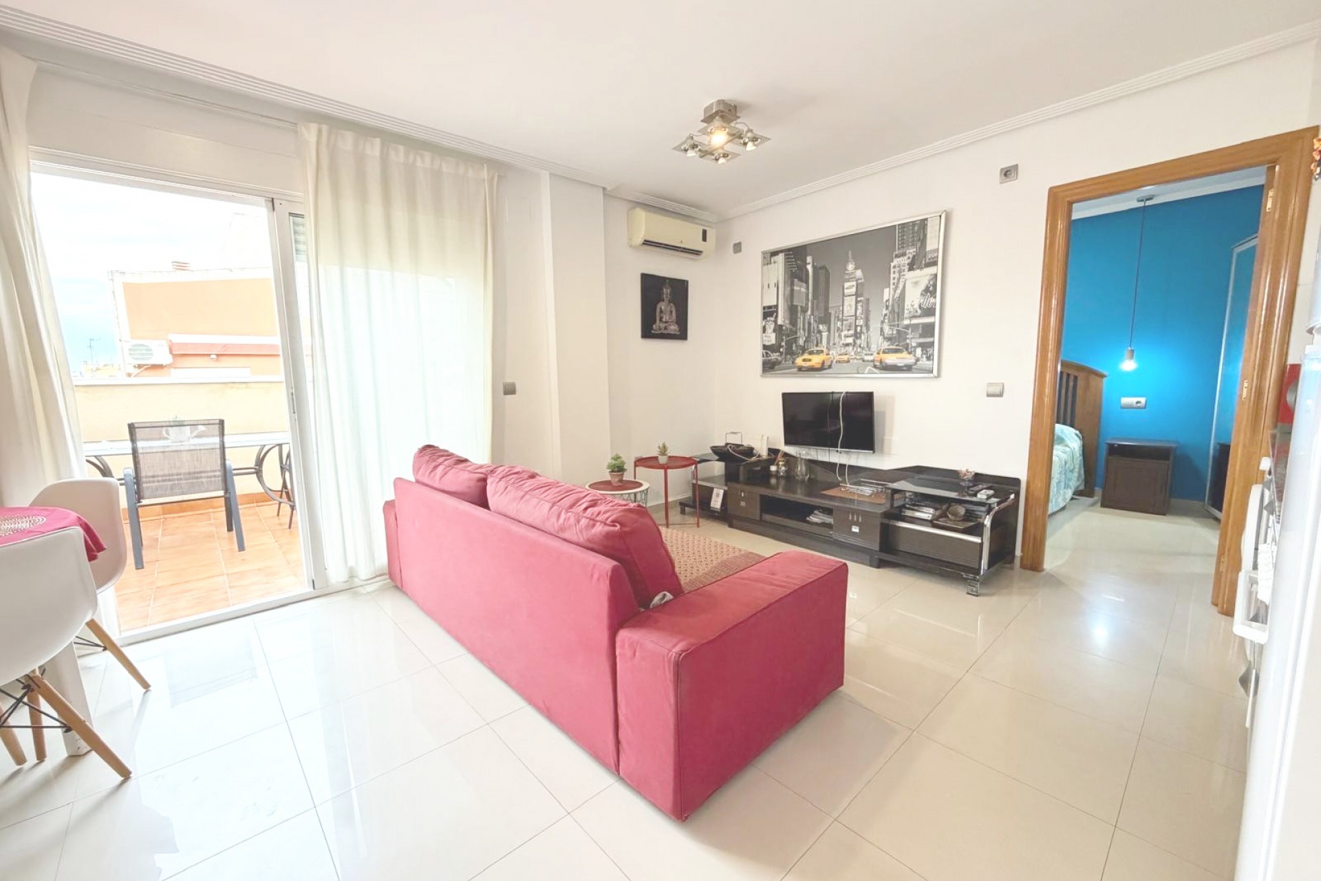 Reventa - Ático -
Torrevieja - Centro