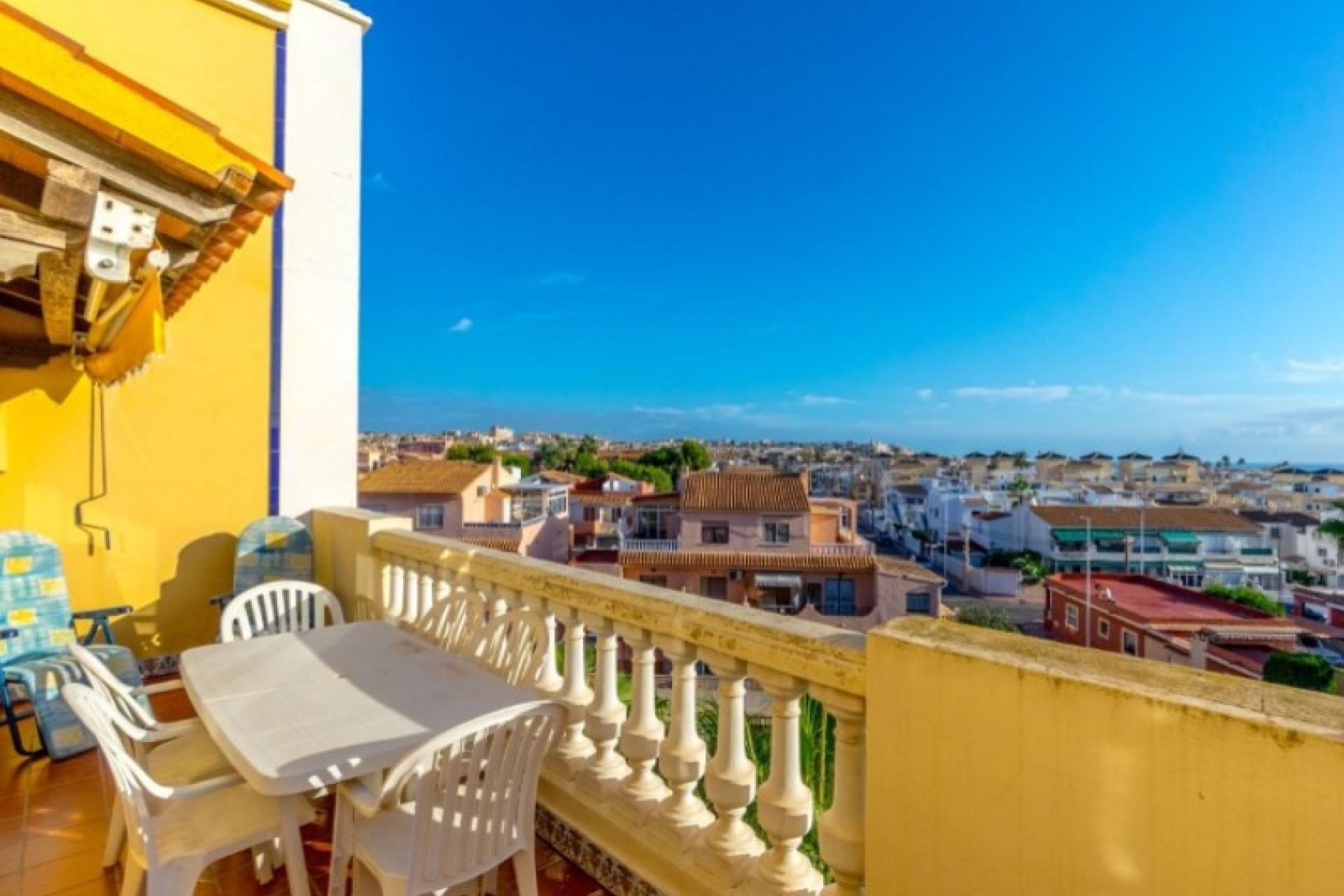 Reventa - Ático -
Torrevieja - Costa Blanca