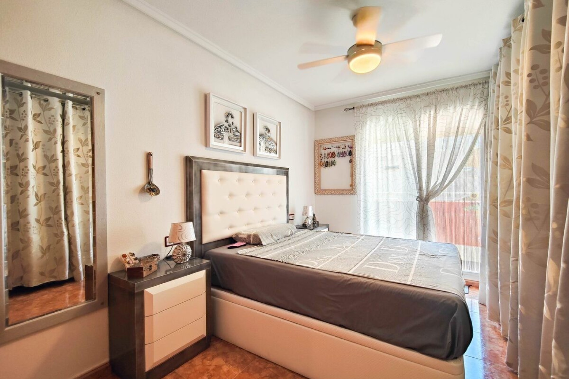 Reventa - Ático -
Torrevieja - Costa Blanca