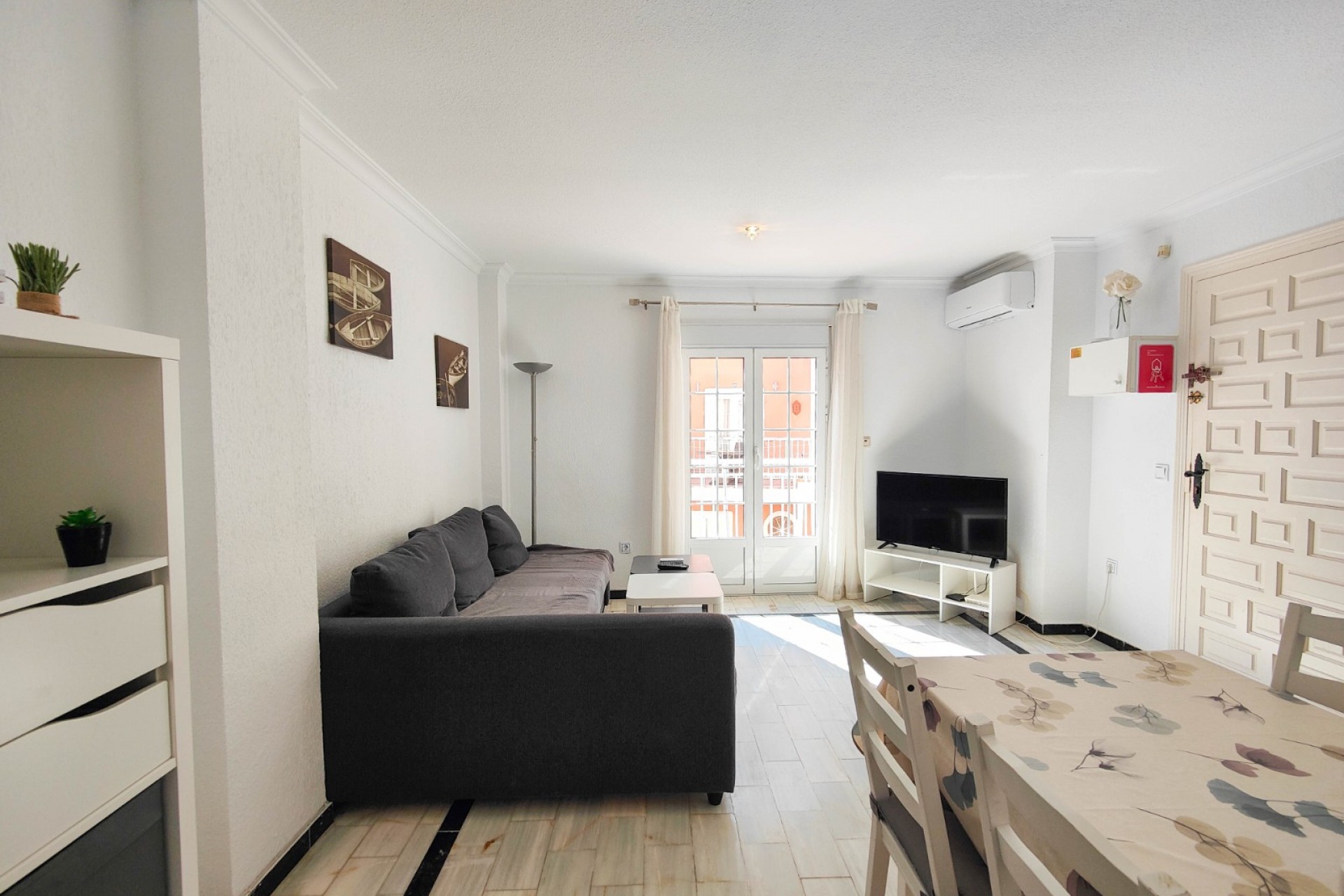 Reventa - Ático -
Torrevieja - Costa Blanca