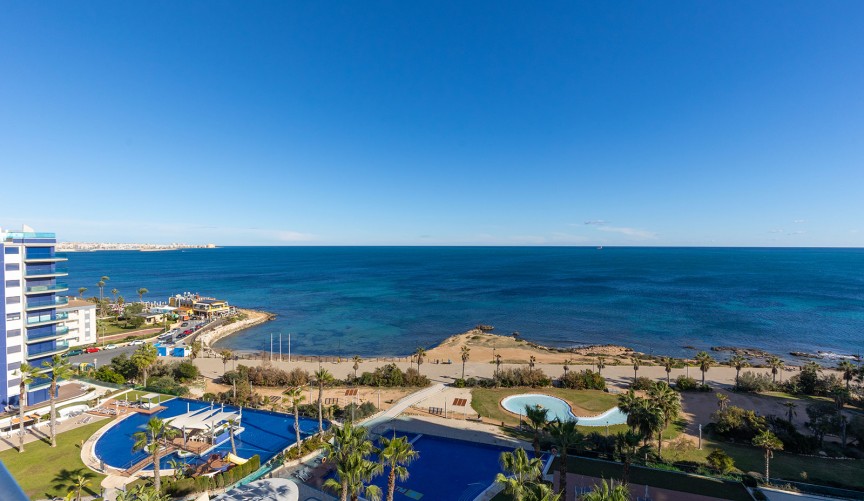 Reventa - Ático -
Torrevieja - Costa Blanca