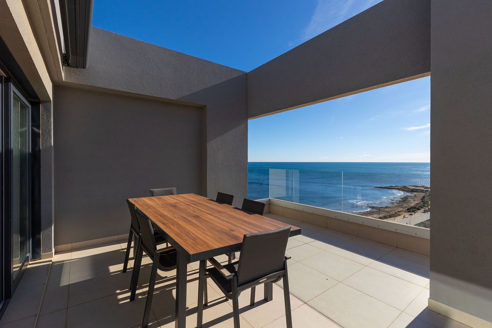 Reventa - Ático -
Torrevieja - Costa Blanca