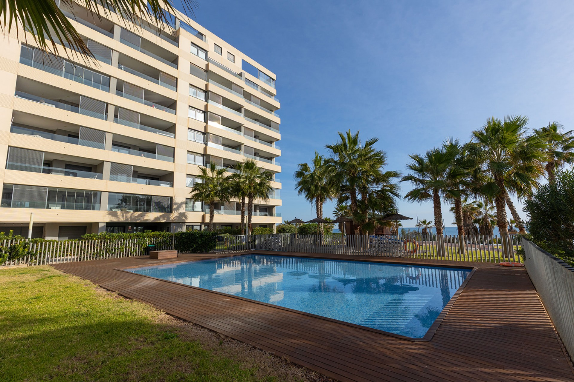 Reventa - Ático -
Torrevieja - Costa Blanca