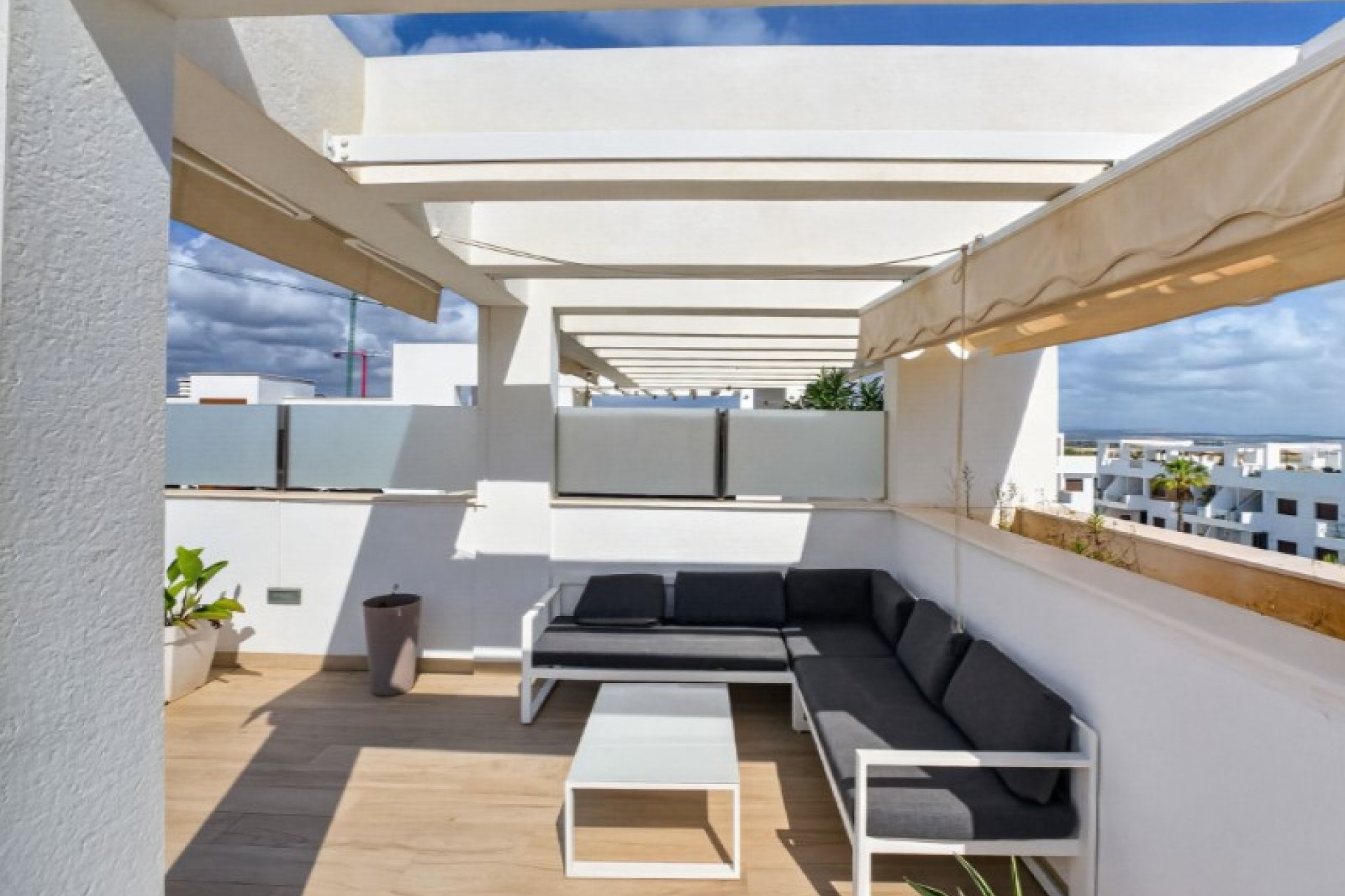 Reventa - Ático -
Torrevieja - Costa Blanca