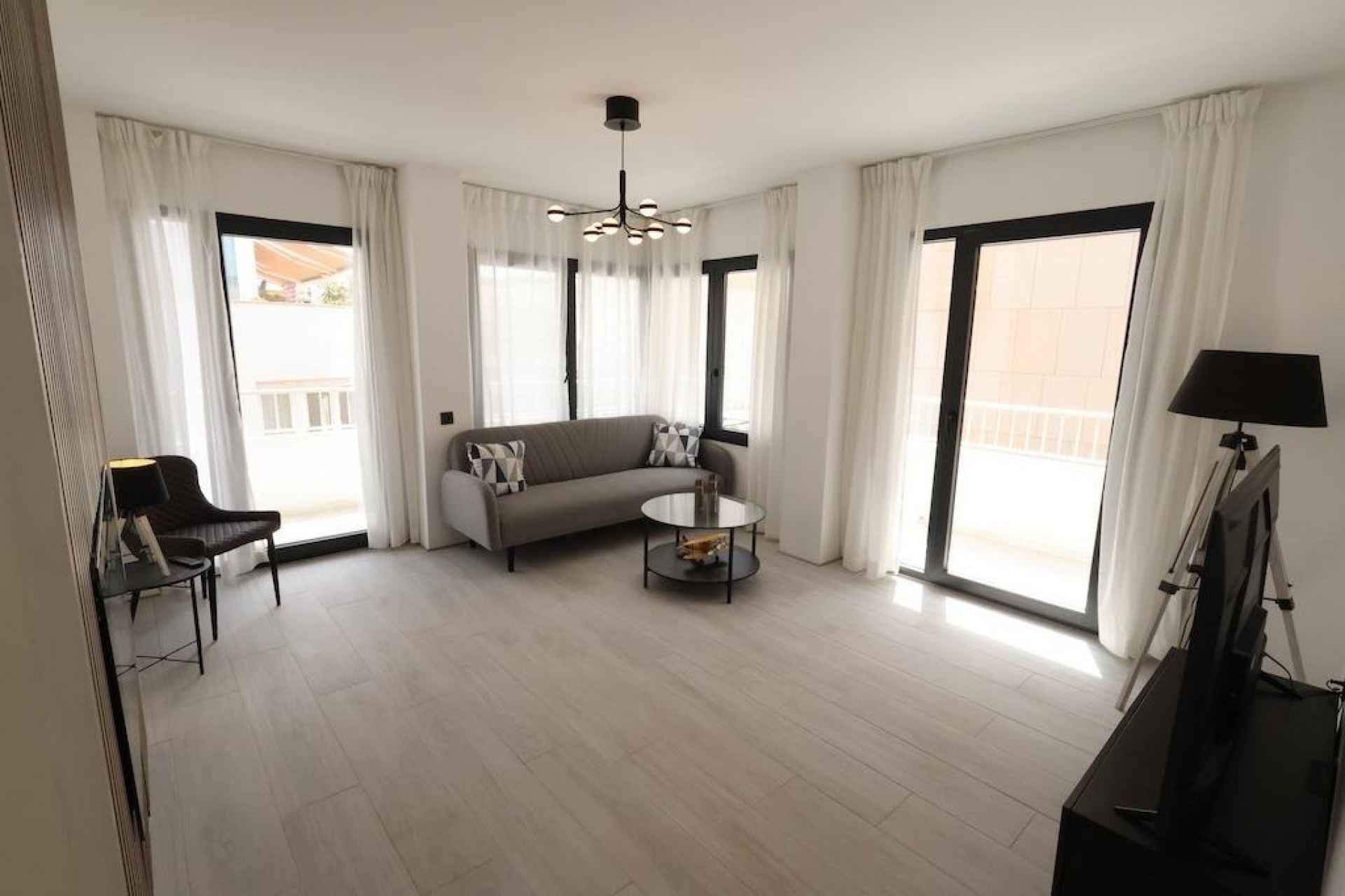 Reventa - Ático -
Torrevieja - Costa Blanca