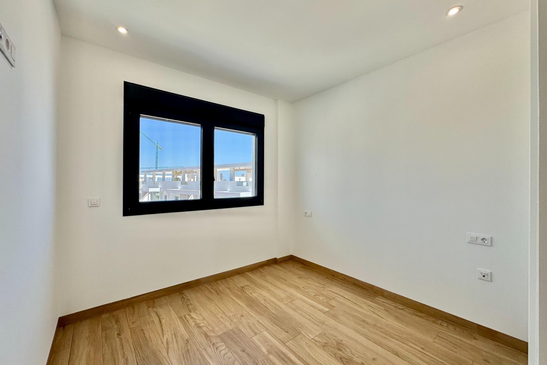 Reventa - Ático -
Torrevieja - Costa Blanca