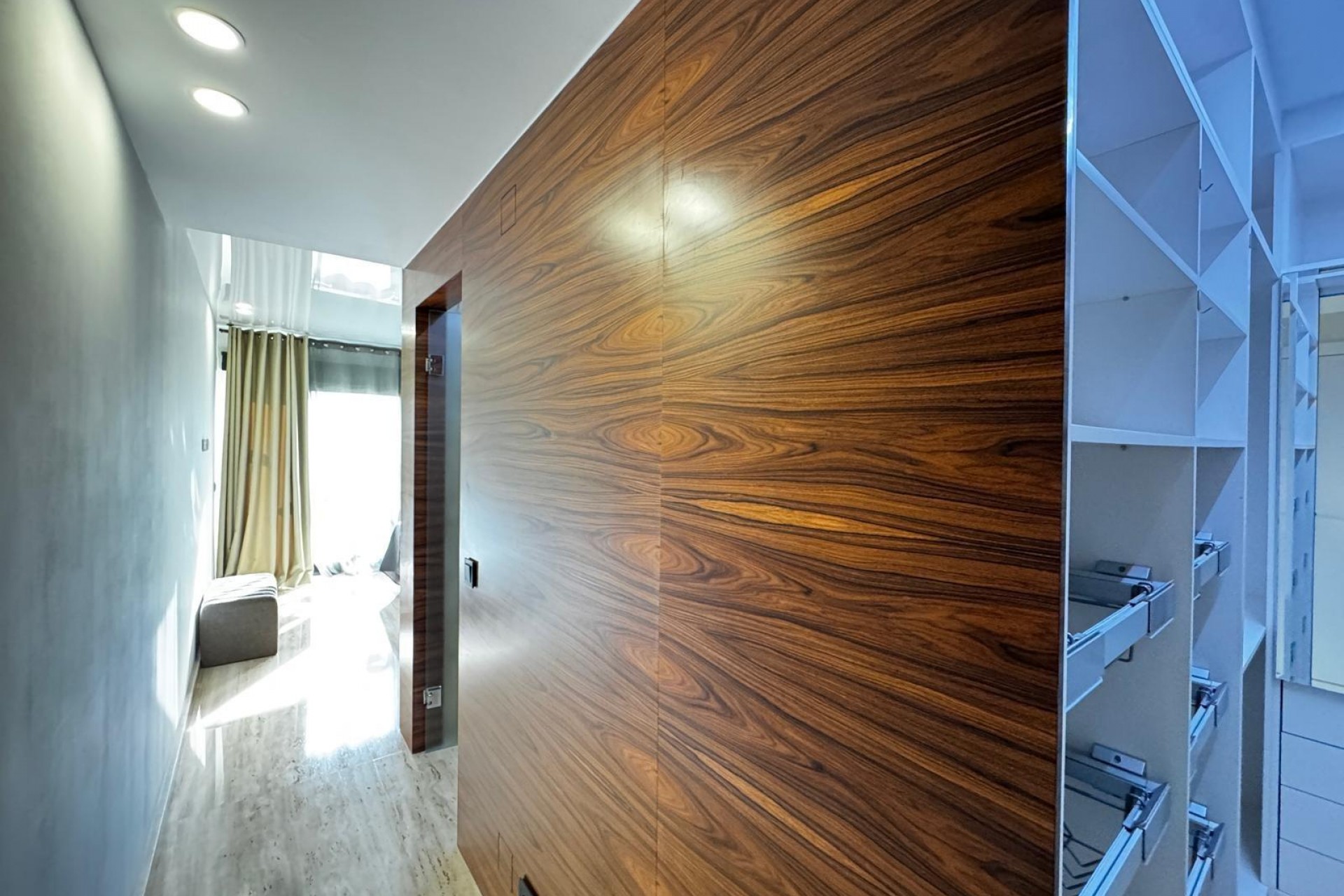 Reventa - Ático -
Torrevieja - Estacion De Autobuses