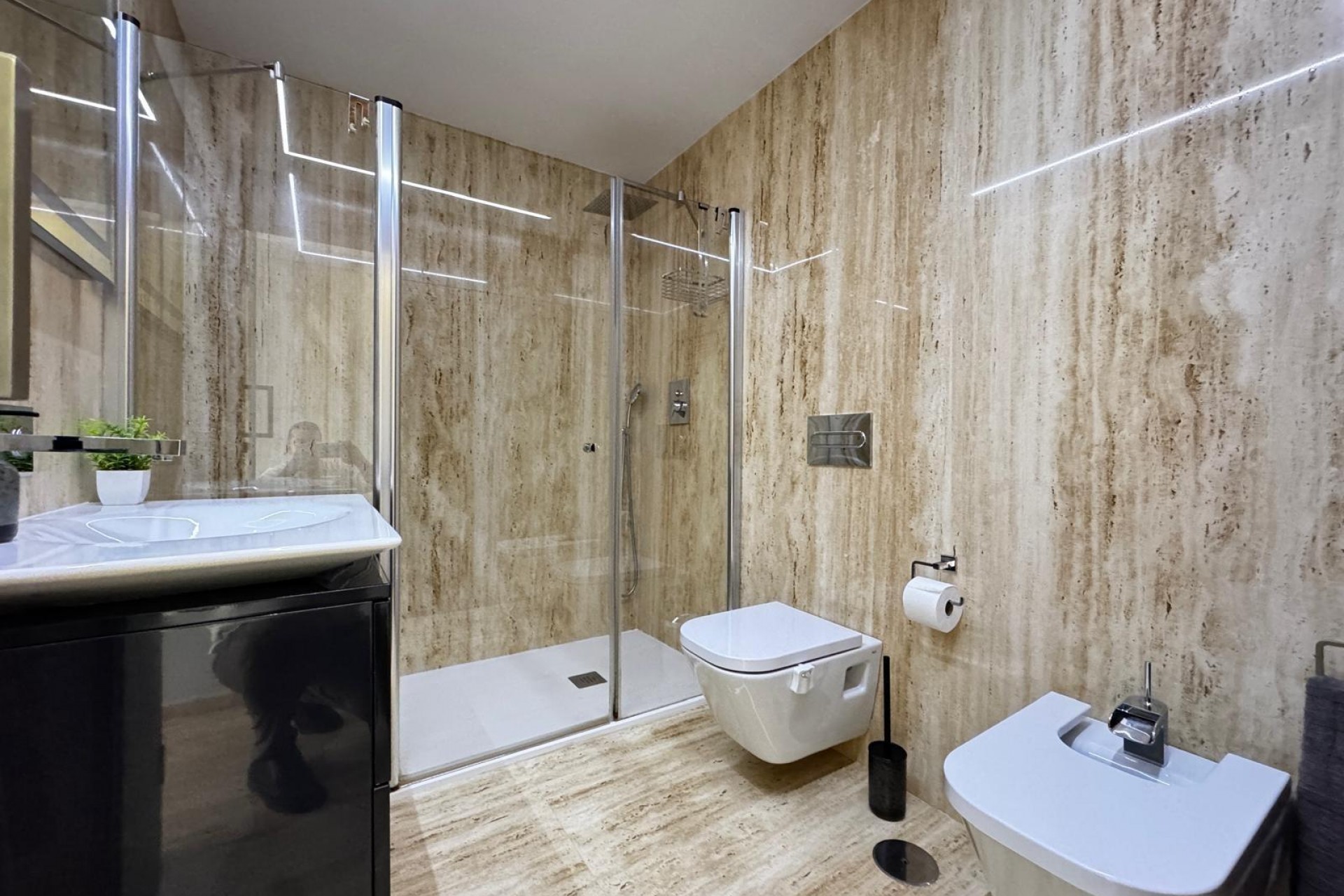 Reventa - Ático -
Torrevieja - Estacion De Autobuses