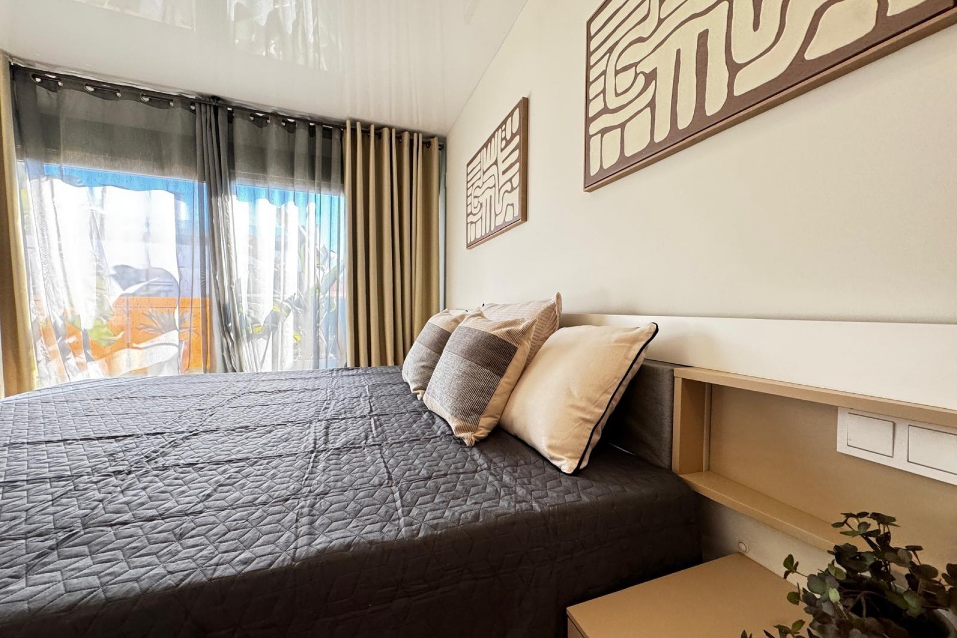 Reventa - Ático -
Torrevieja - Estacion De Autobuses