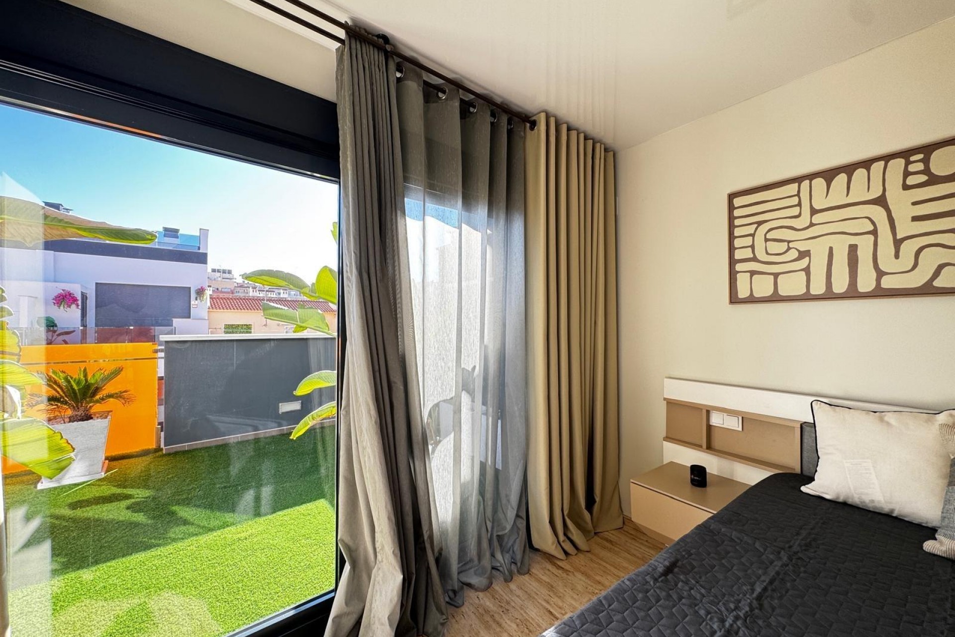 Reventa - Ático -
Torrevieja - Estacion De Autobuses