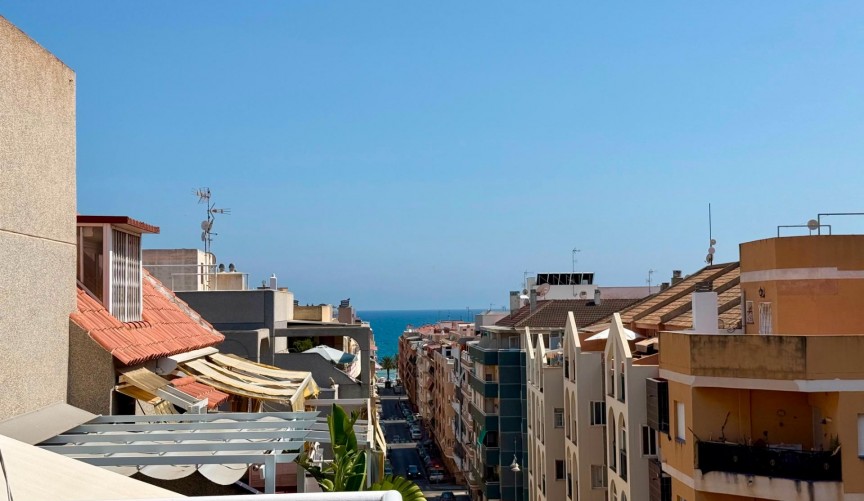 Reventa - Ático -
Torrevieja - Habaneras