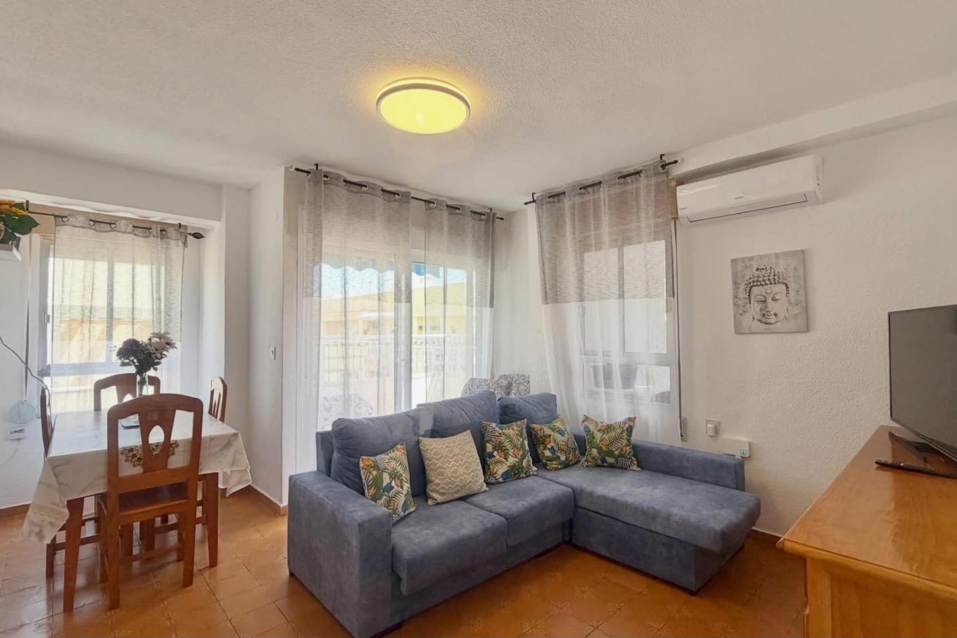 Reventa - Ático -
Torrevieja - Habaneras