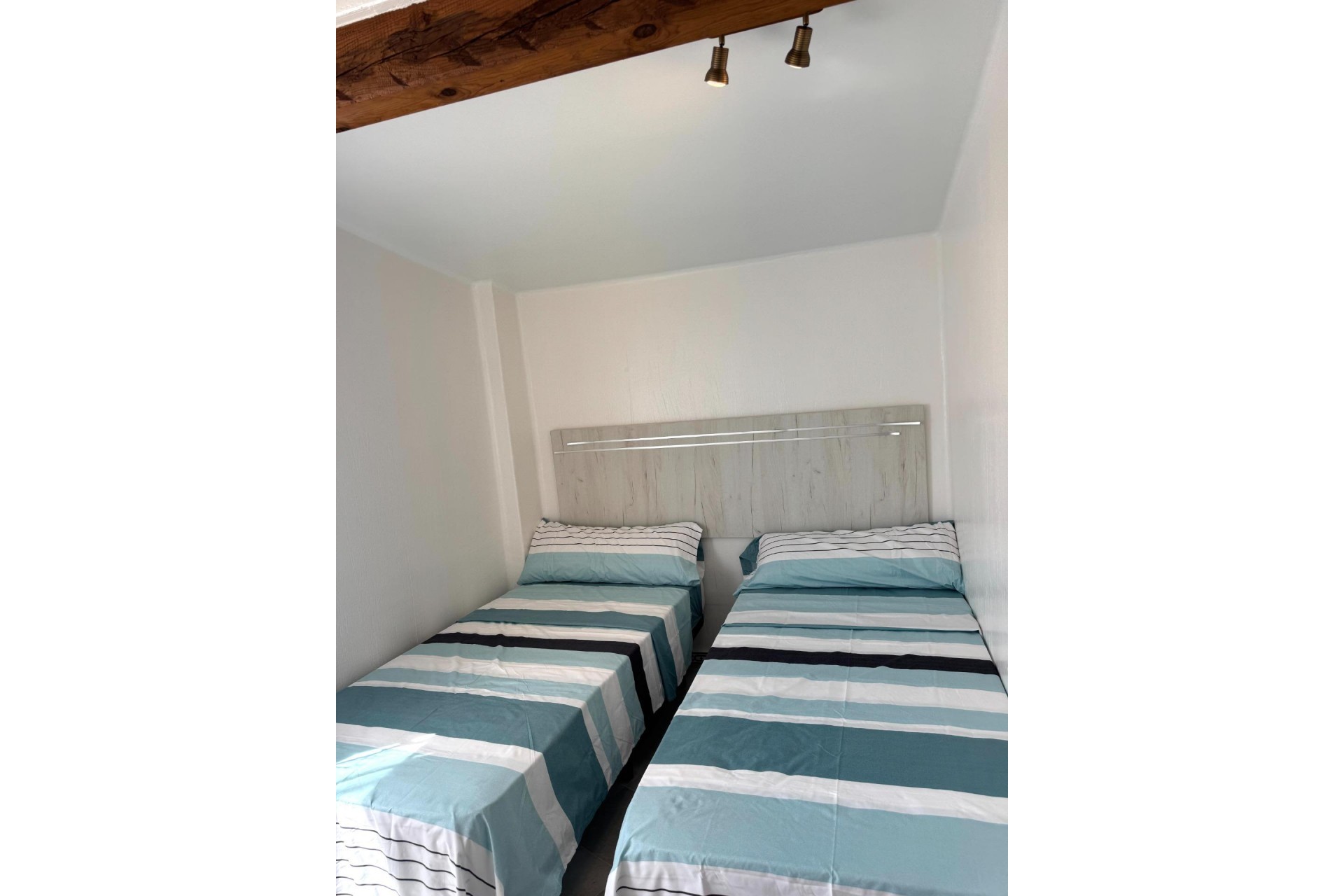 Reventa - Ático -
Torrevieja - Los Frutales