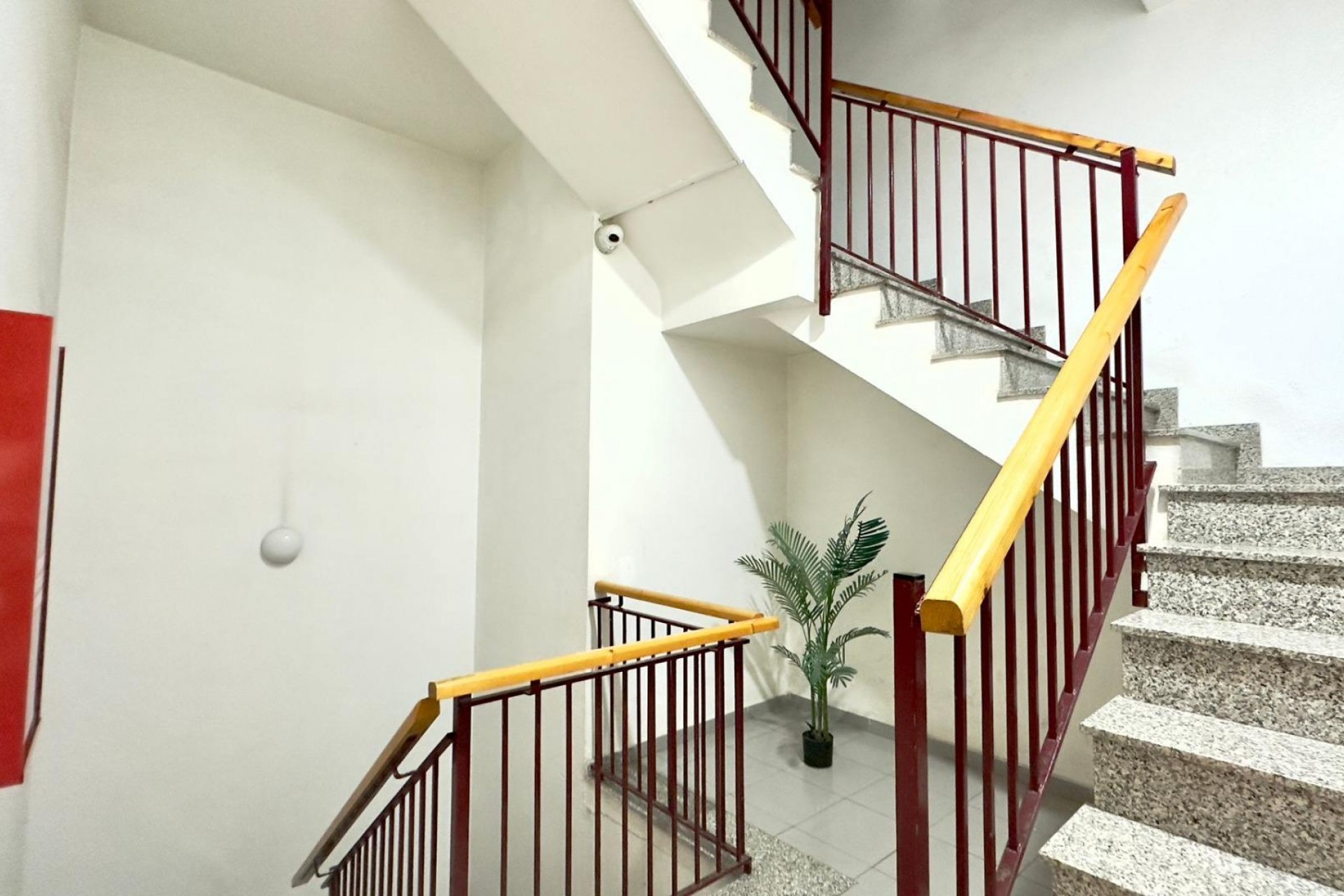 Reventa - Ático -
Torrevieja - PARQUE DE LAS NACIONES