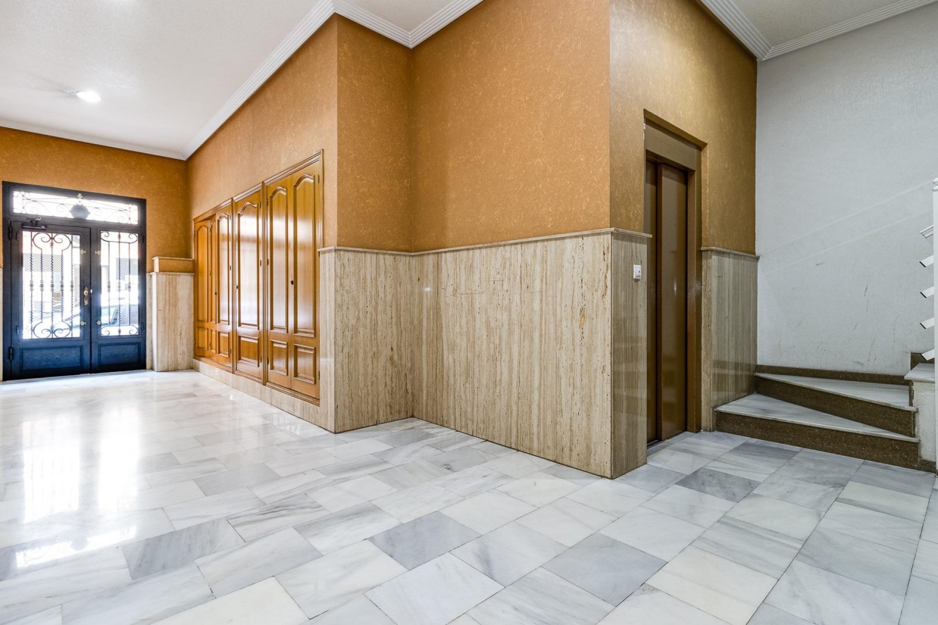 Reventa - Ático -
Torrevieja - Paseo Maritimo