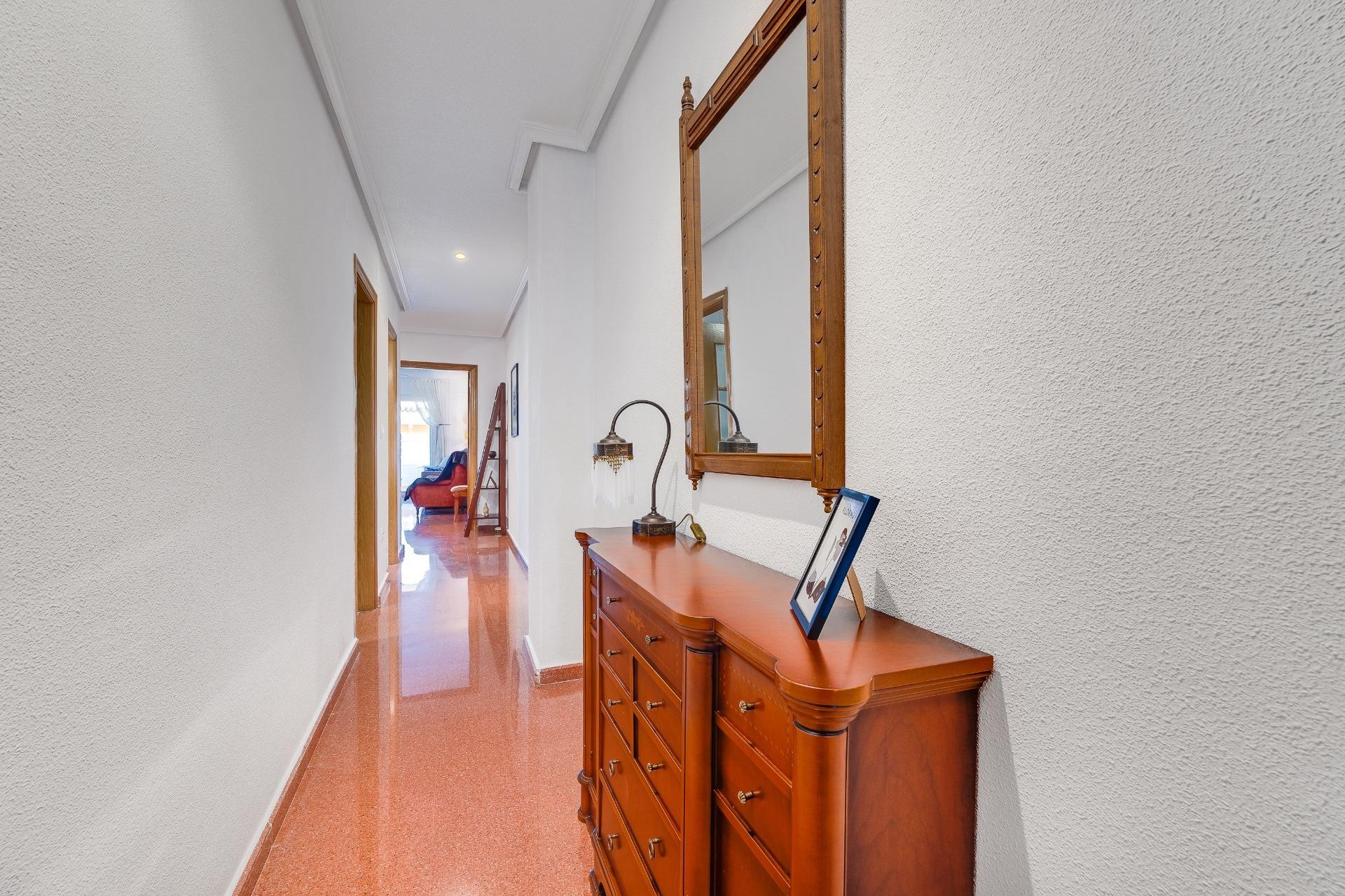 Reventa - Ático -
Torrevieja - Paseo Maritimo