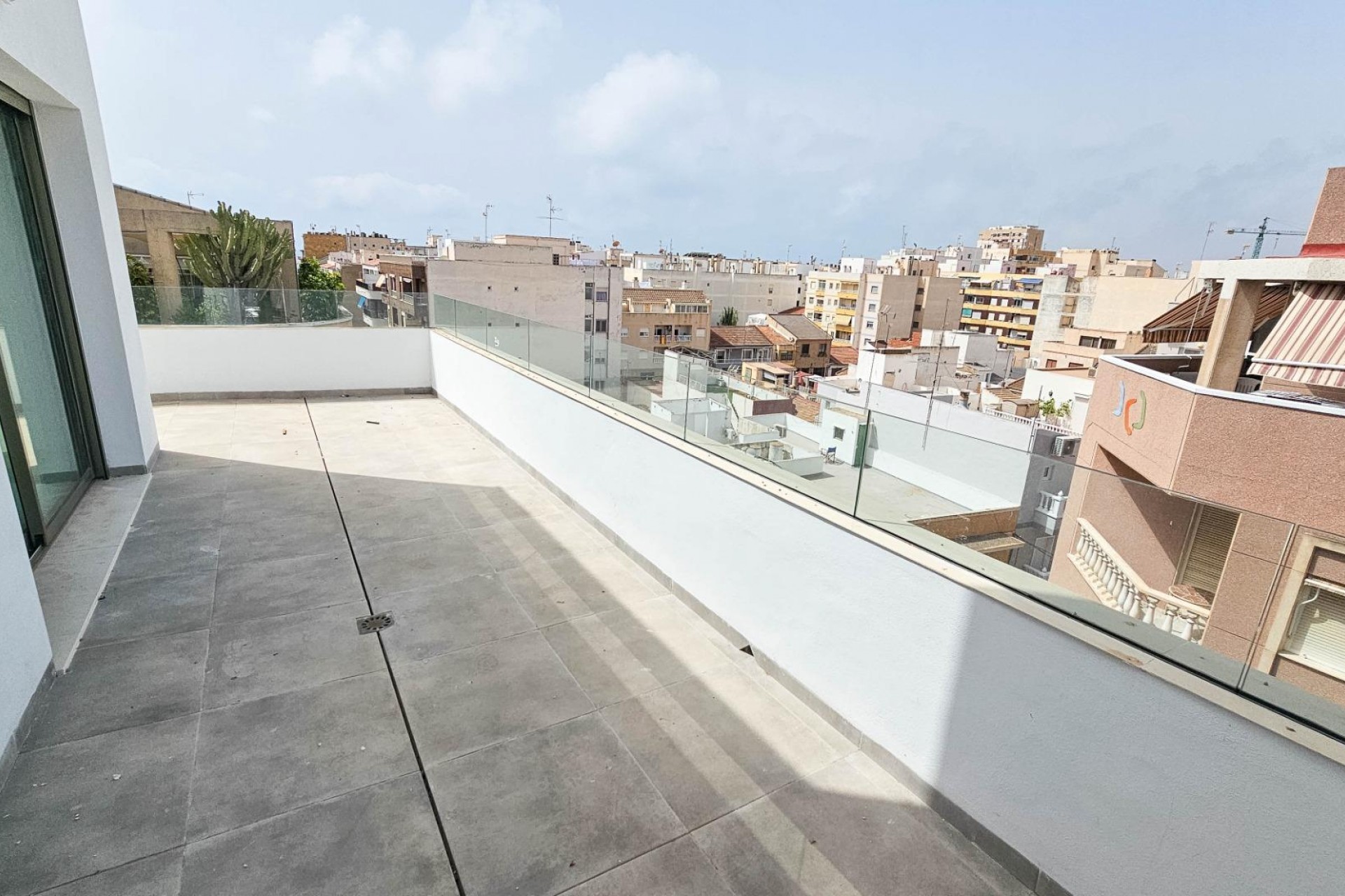 Reventa - Ático -
Torrevieja - Paseo Maritimo