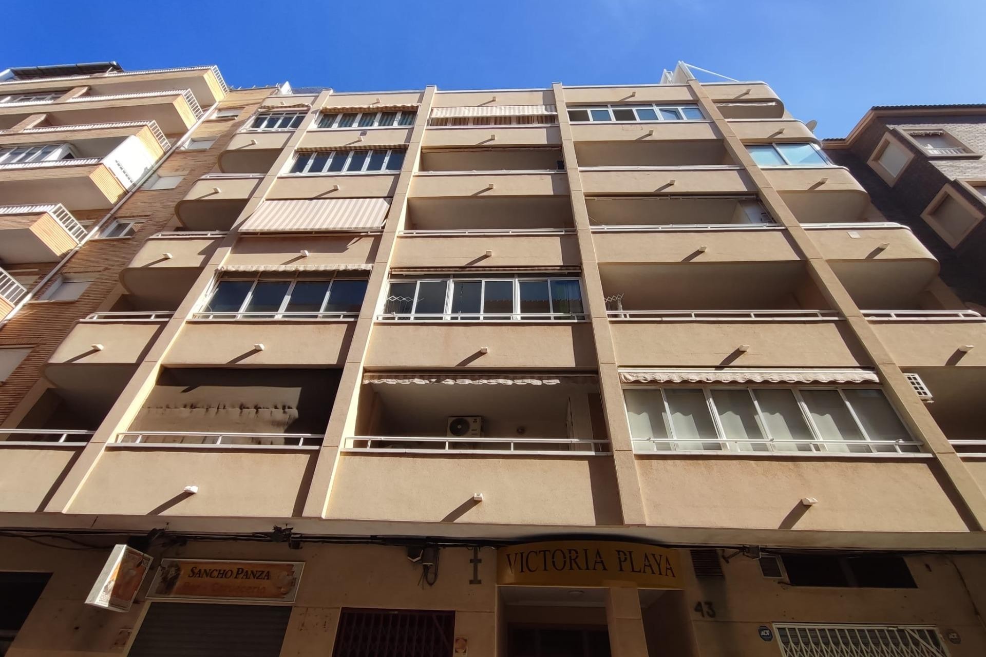 Reventa - Ático -
Torrevieja - Paseo Maritimo