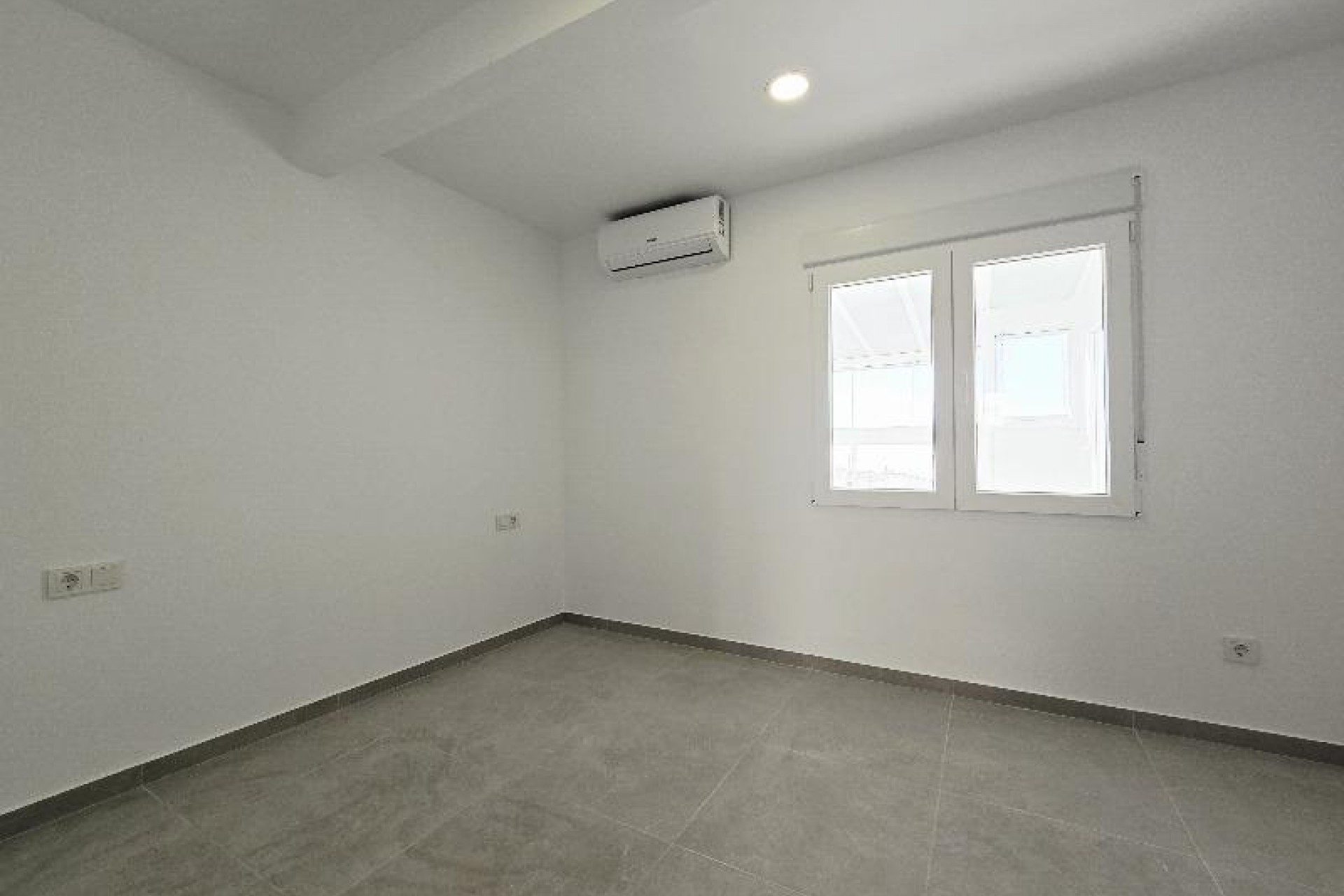 Reventa - Ático -
Torrevieja - Playa del Cura