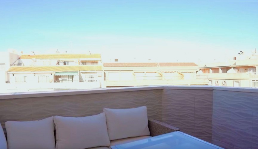 Reventa - Ático -
Torrevieja - Playa del Cura