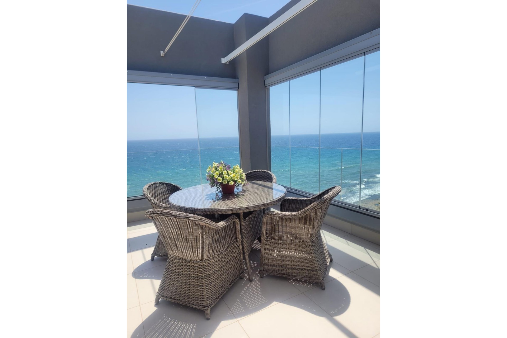 Reventa - Ático -
Torrevieja - Punta Prima