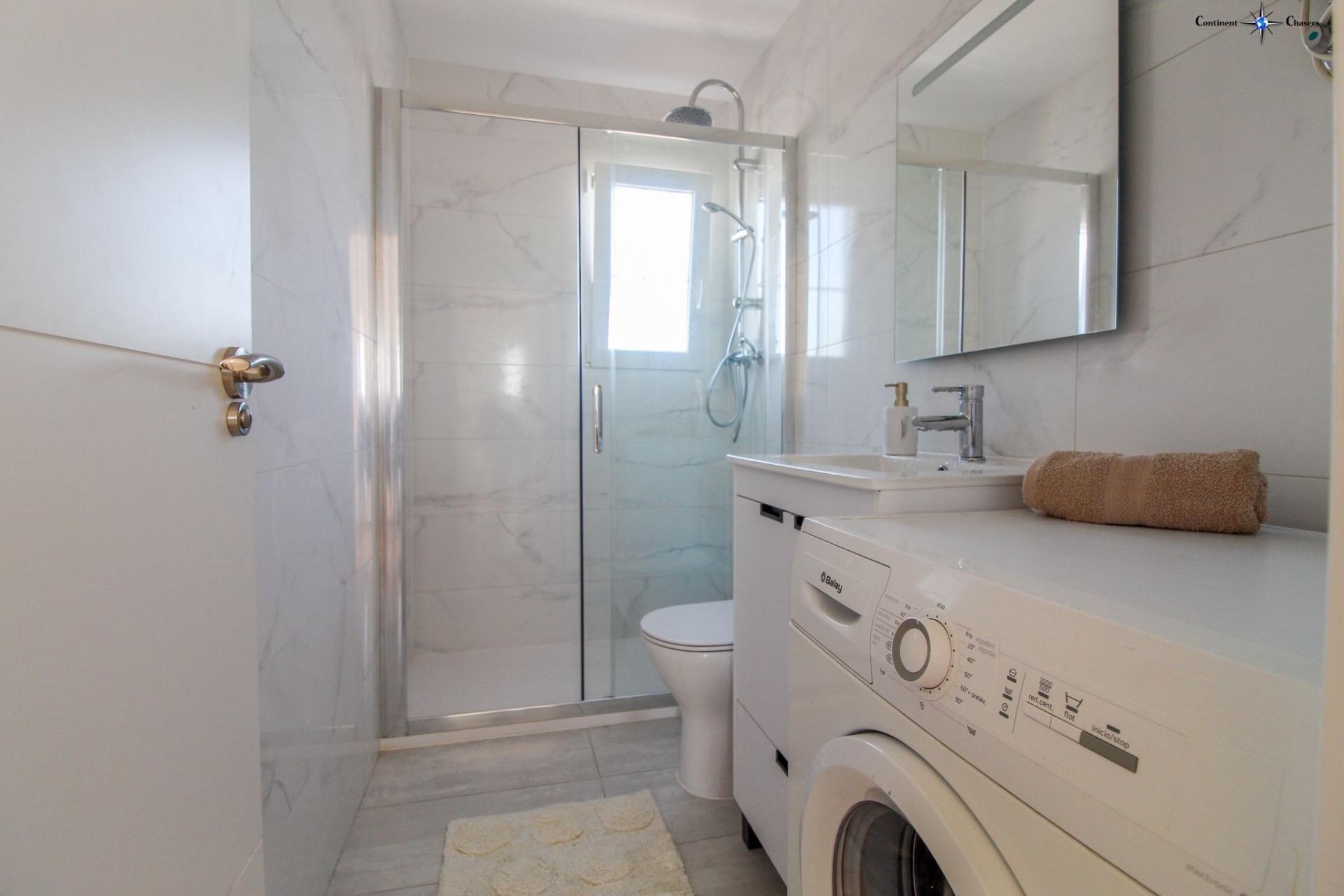 Reventa - Ático -
Torrevieja - Punta Prima