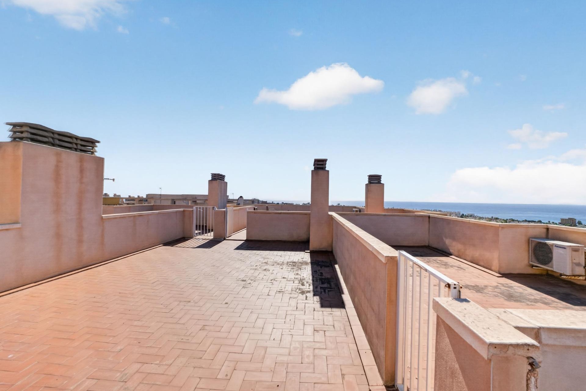 Reventa - Ático -
Torrevieja - Torreblanca