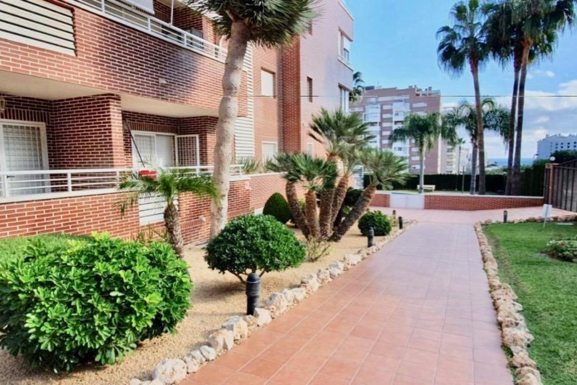 Reventa - Ático -
Villajoyosa - Cala Villajoyosa