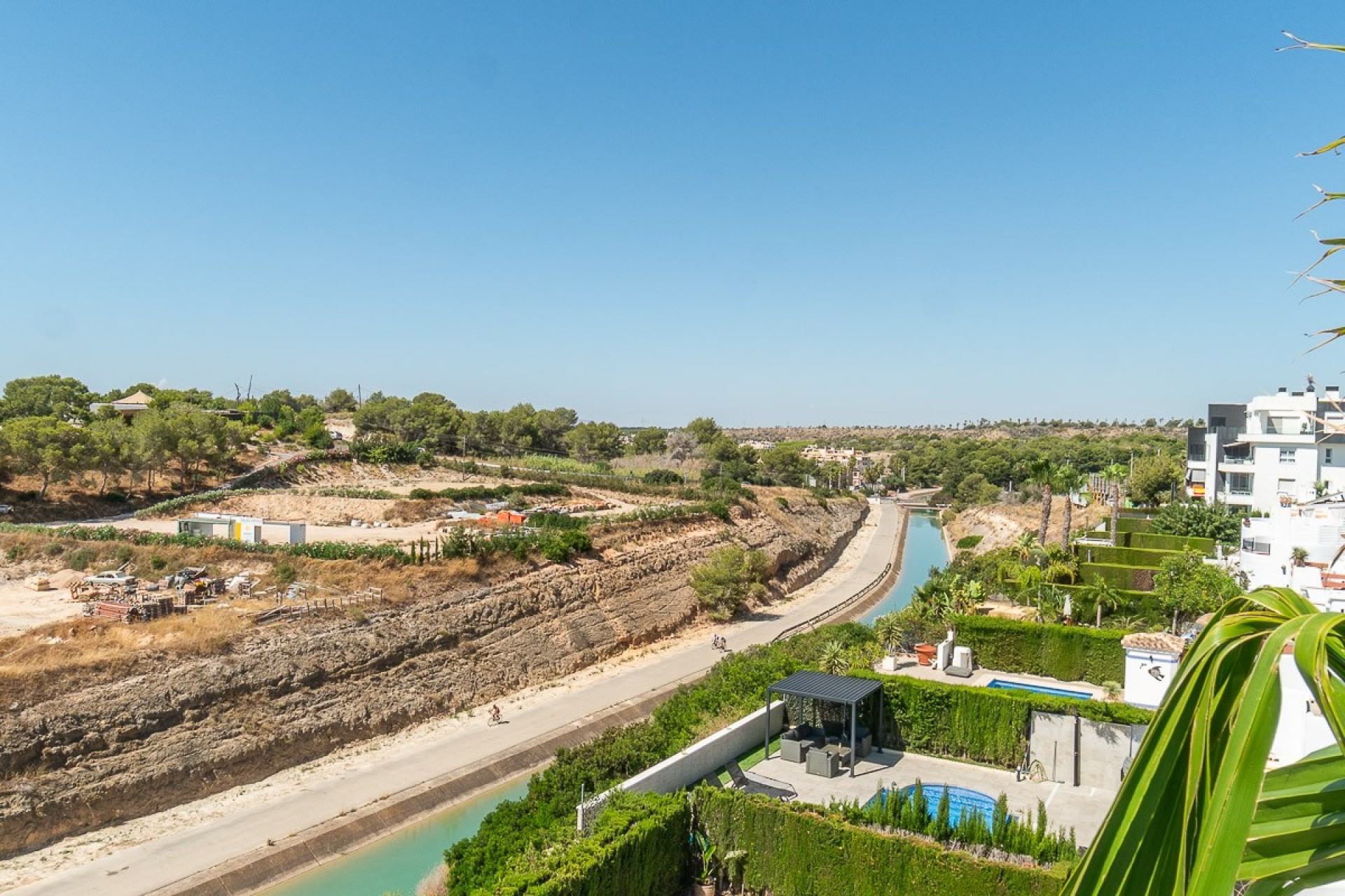 Reventa - Ático -
Villamartin - Costa Blanca