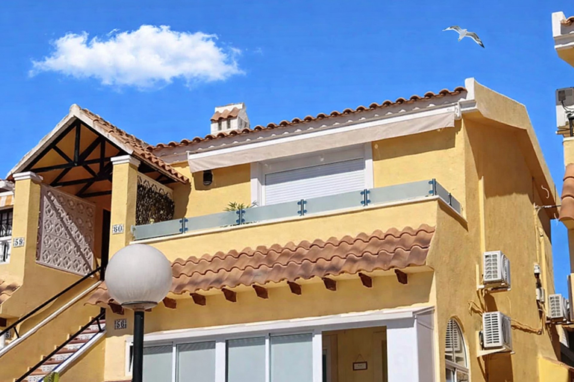 Reventa - Ático -
Villamartin - Costa Blanca