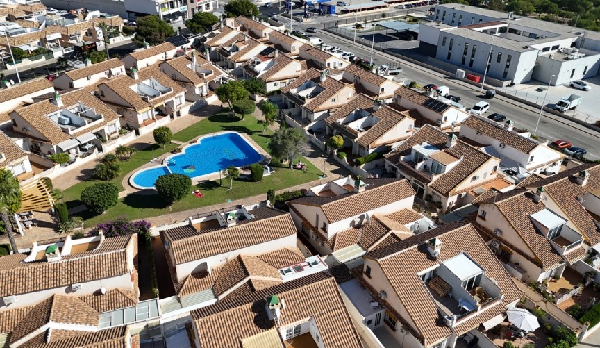 Reventa - Bungalow -
La Zenia - Costa Blanca