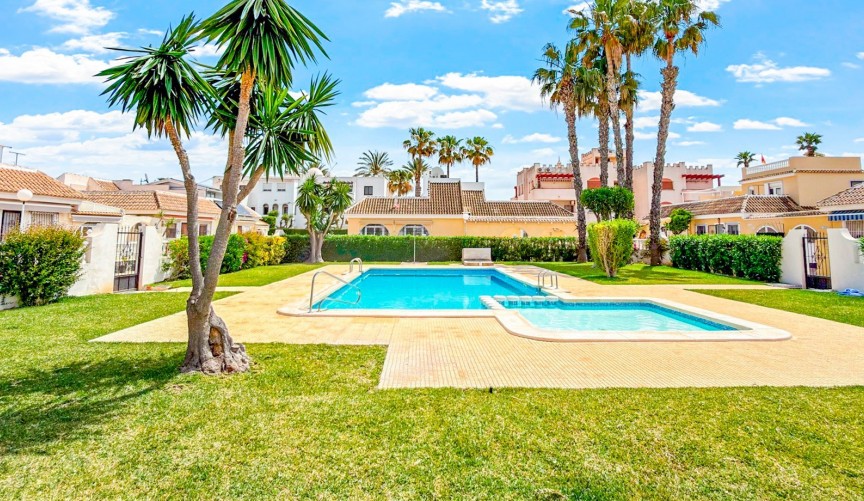 Reventa - Bungalow -
Los Alcazares - Costa Calida