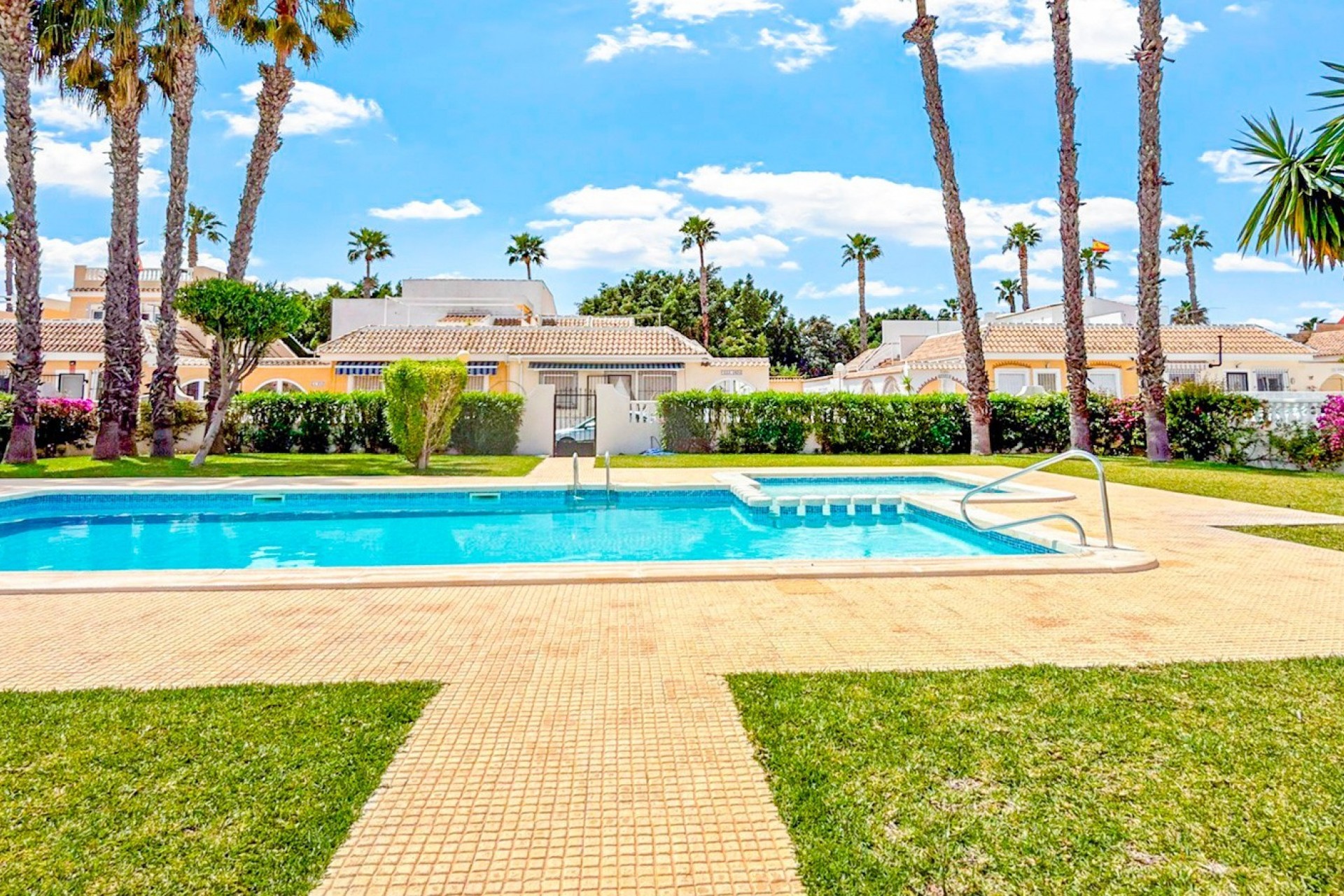 Reventa - Bungalow -
Los Alcazares - Costa Calida