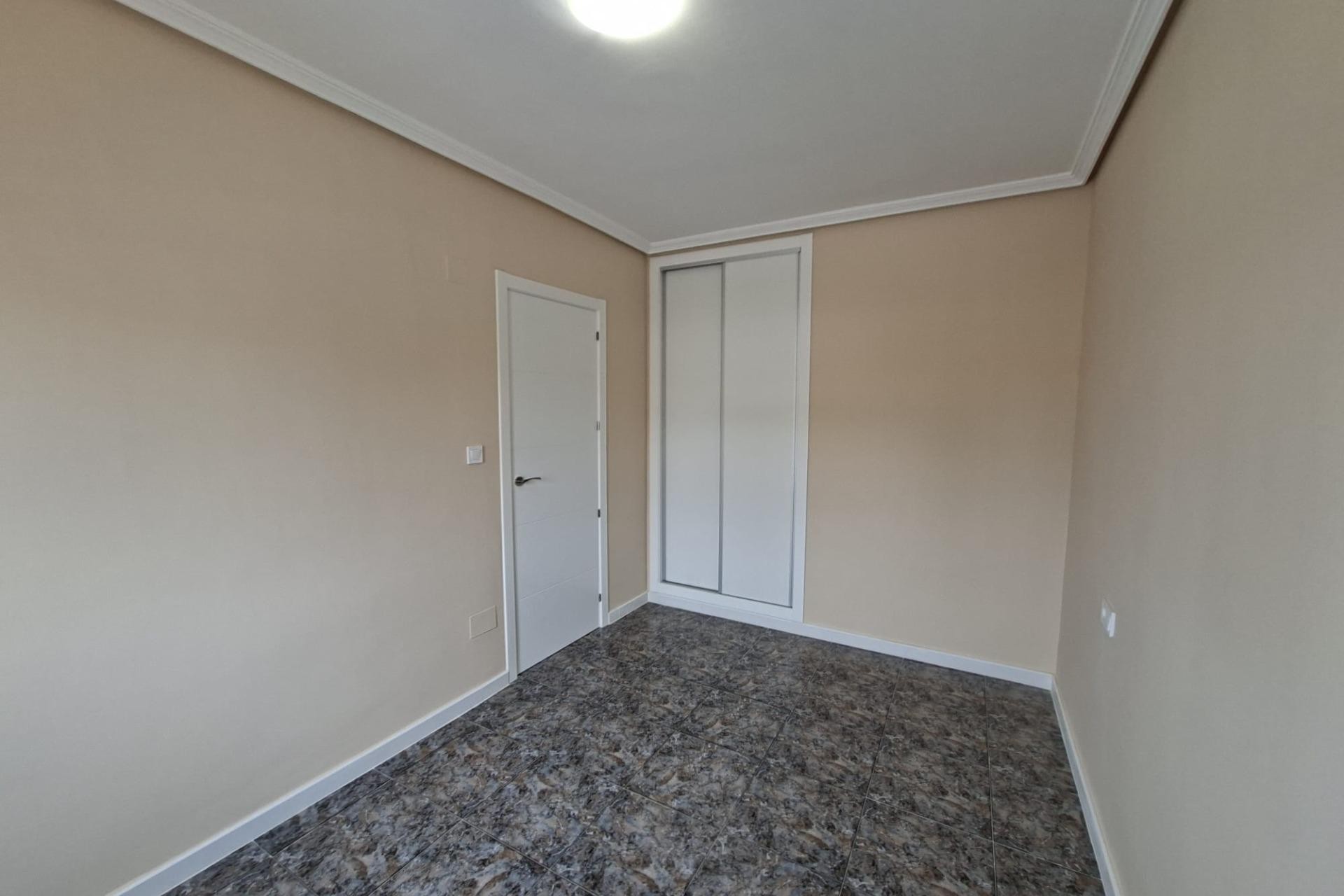 Reventa - Bungalow -
Orihuela Costa - Punta Prima